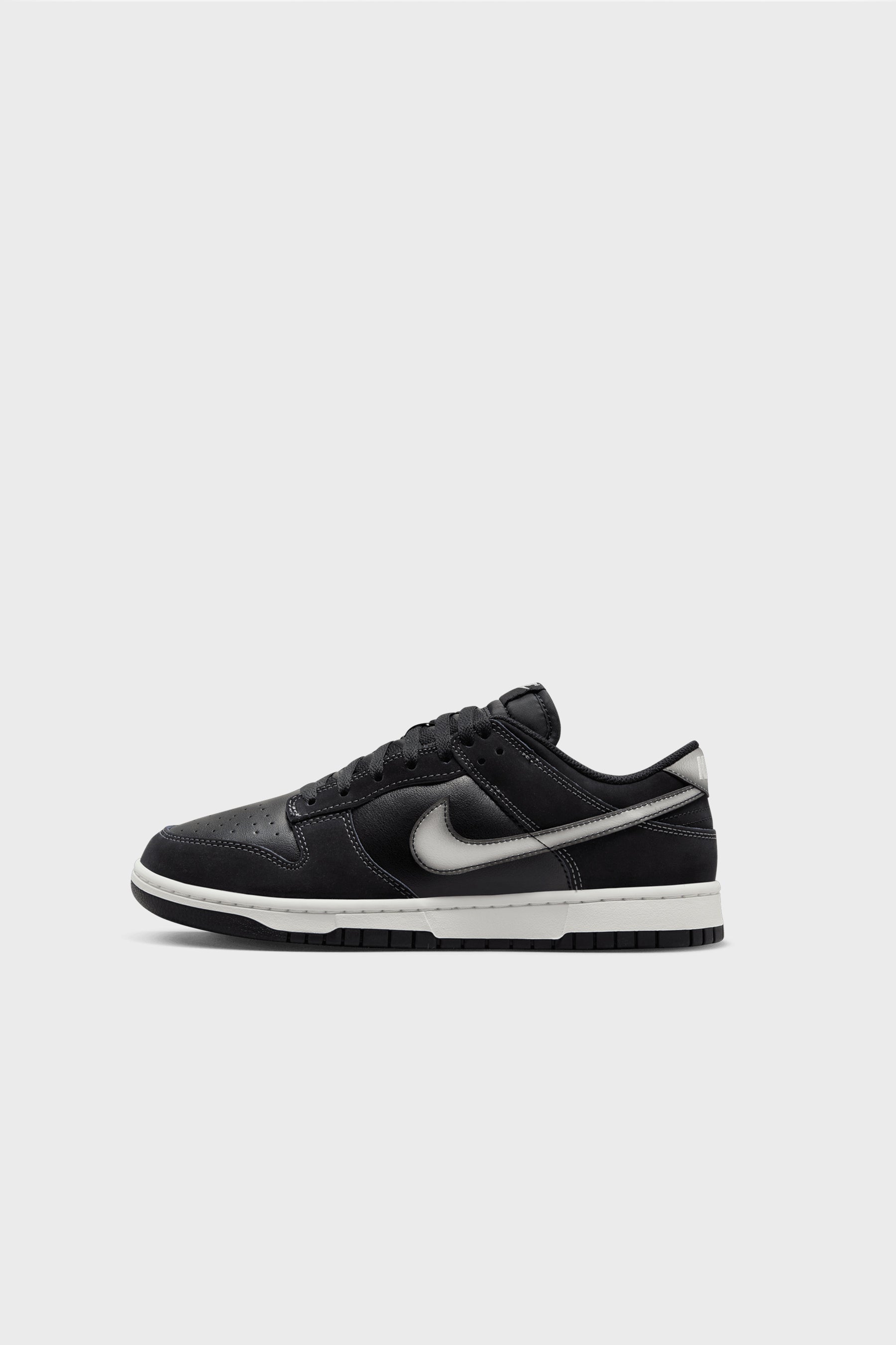 Dunk Low Retro Black/White/Anthracite FD6923-001 (LAUNCH PRODUCT