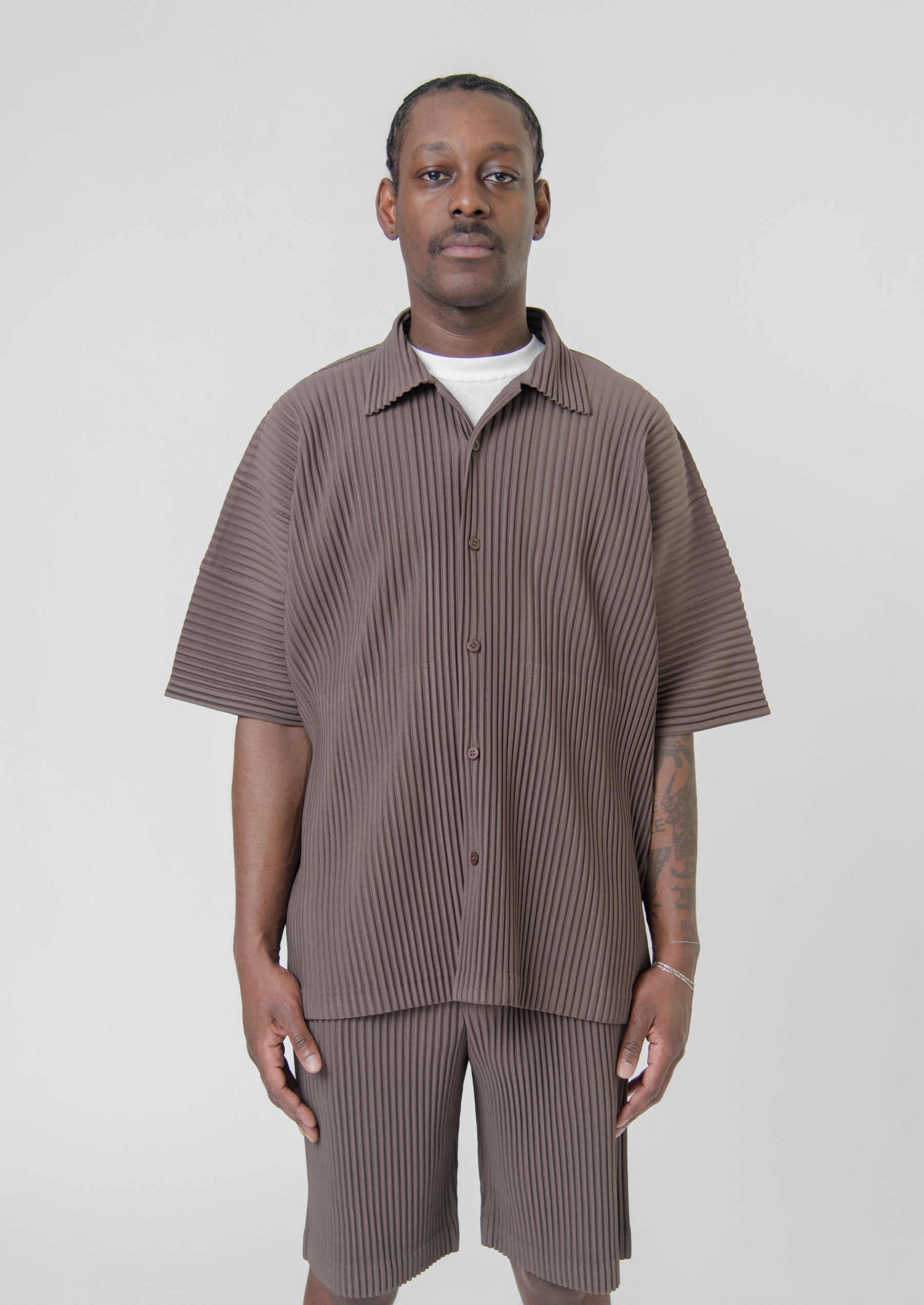 MC May Pleated Short Sleeve Shirt Soil Brown JJ118-46