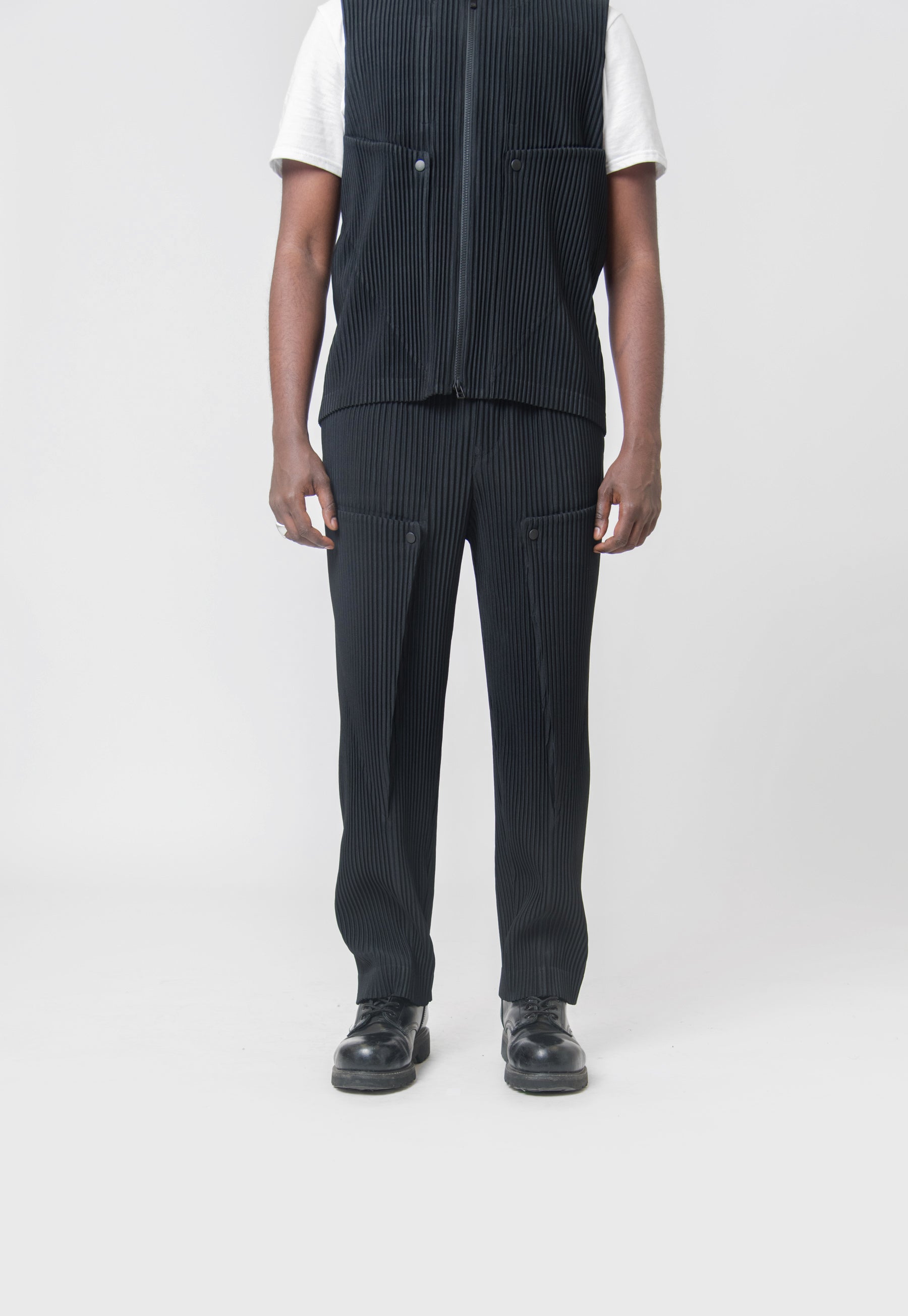 Unfold Pleated Trouser Black JF366-15