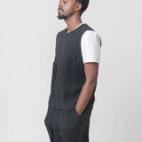 Unfold Pleated Vest Black JE365-15