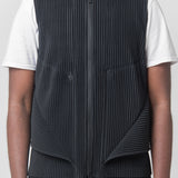 Unfold Pleated Vest Black JE365-15