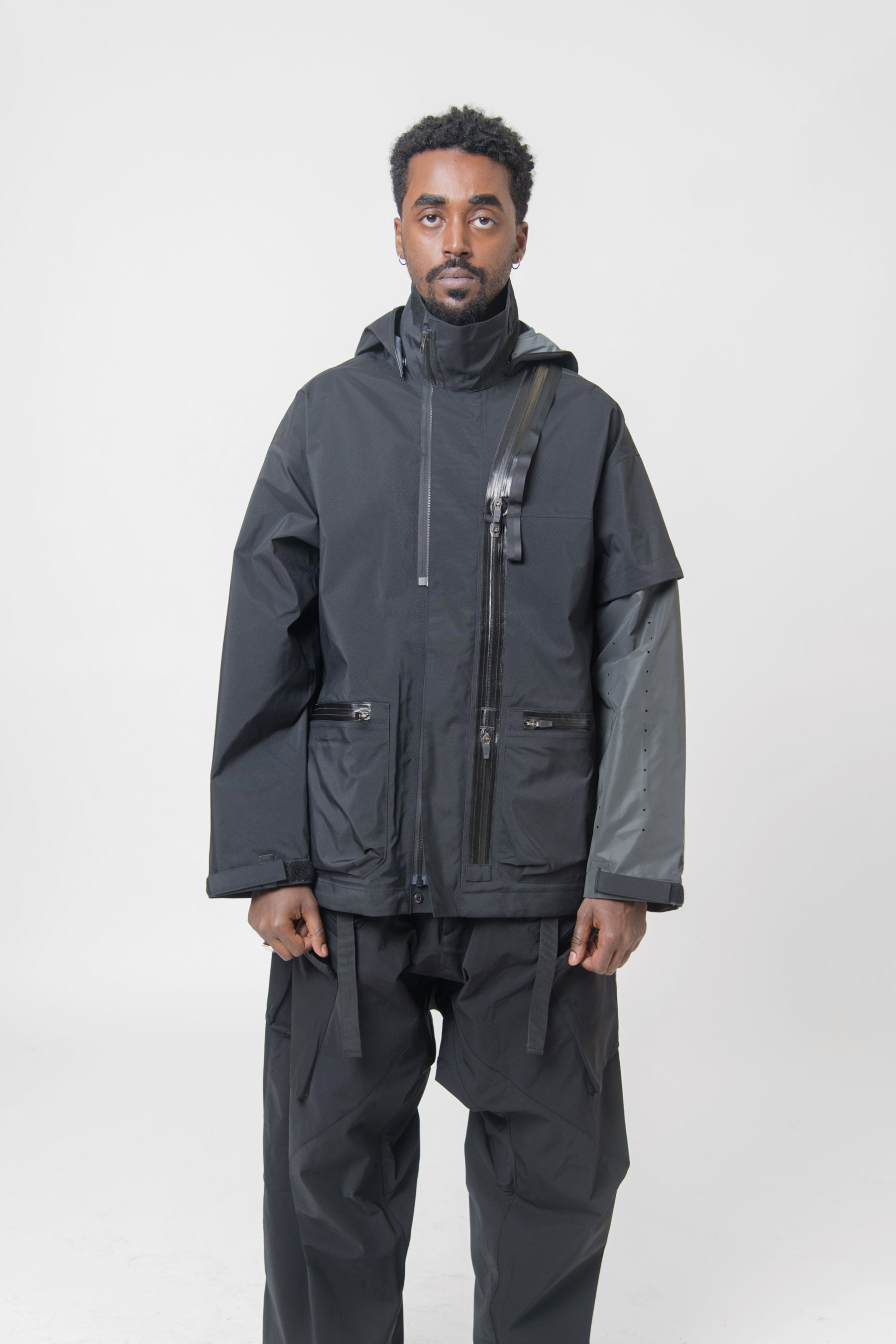 J115-GT 3L Gore-Tex Pro Interops Jacket Black