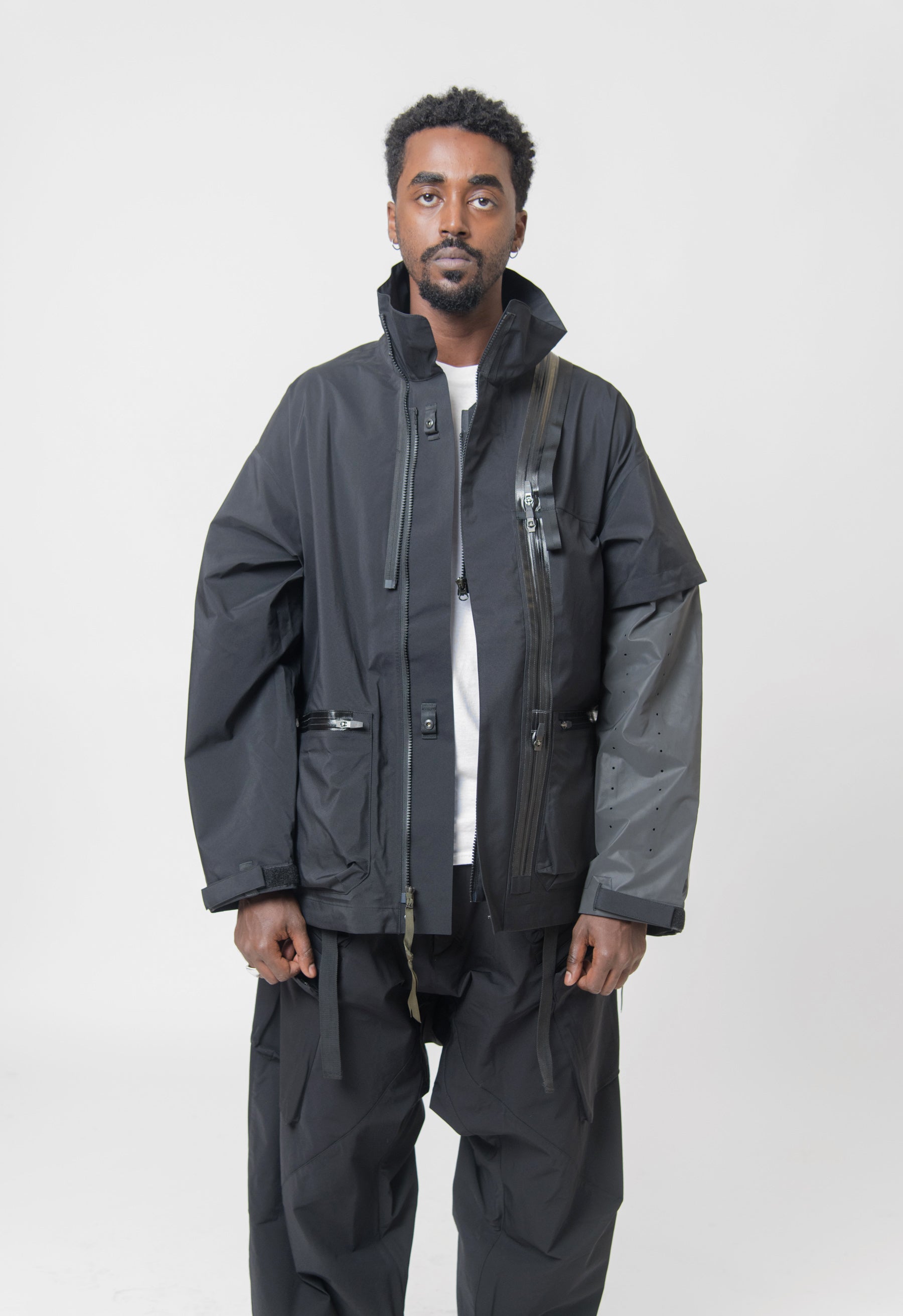 J115-GT 3L Gore-Tex Pro Interops Jacket Black