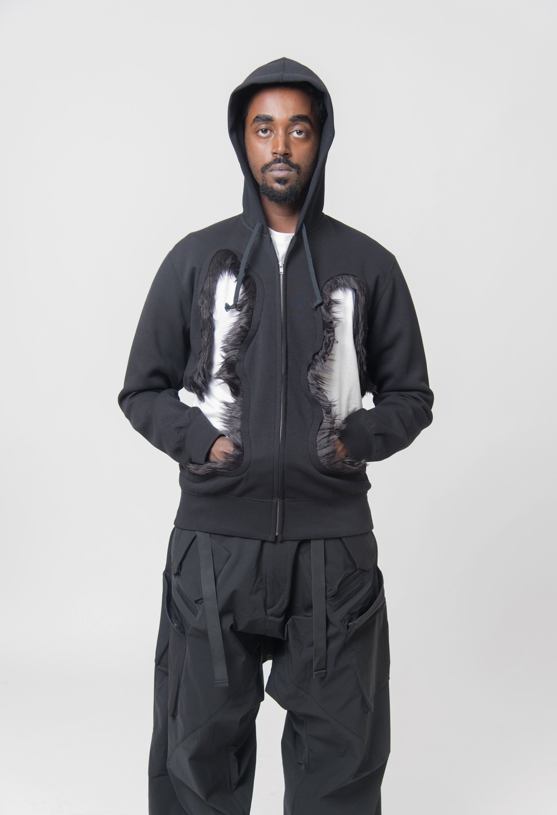 Faux Fur Cut-Out Hoodie Black PL-T017