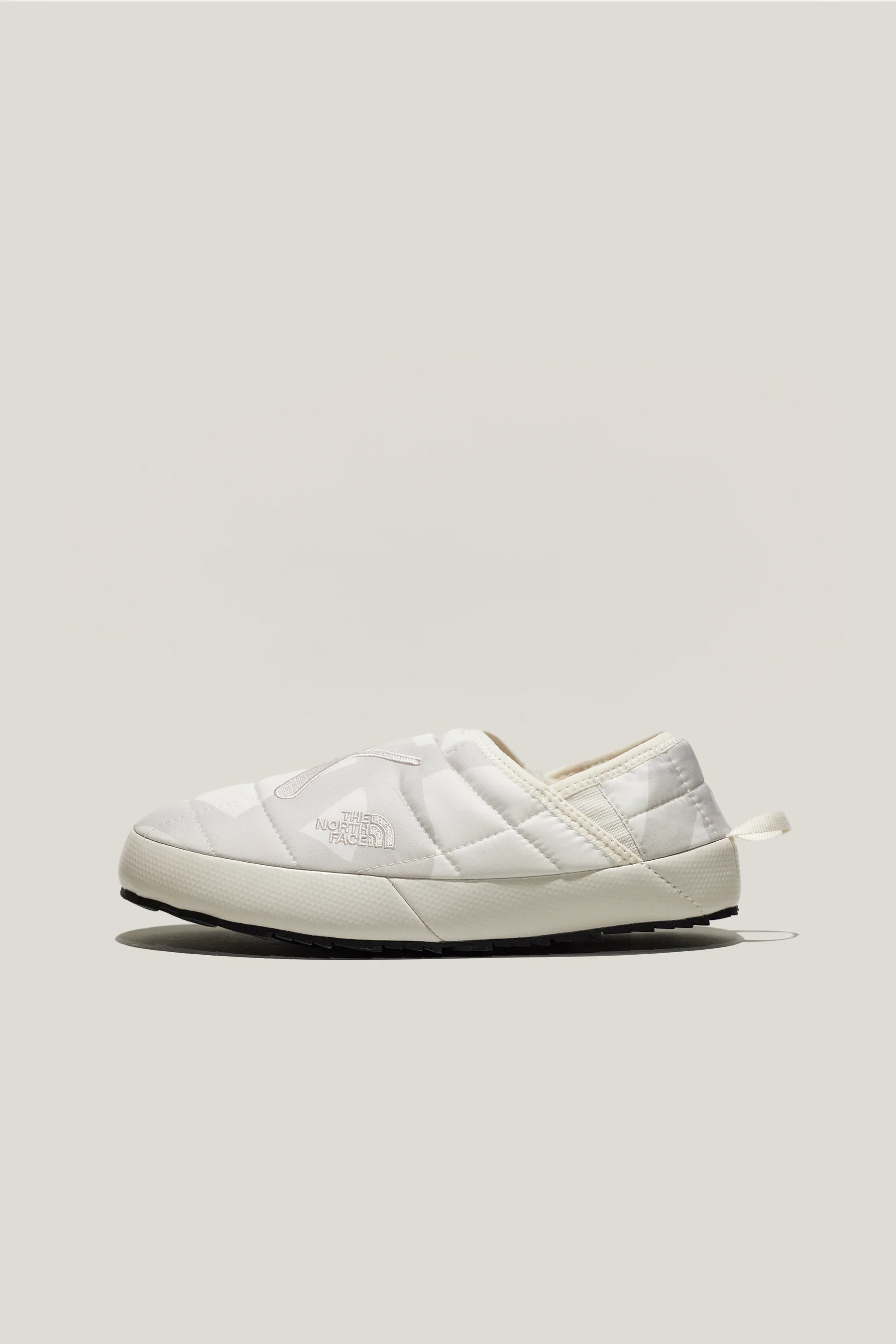 WOMEN'S KAWS Nuptse Mule Moonlight Ivory 819N944 (LAUNCH PRODUCT)
