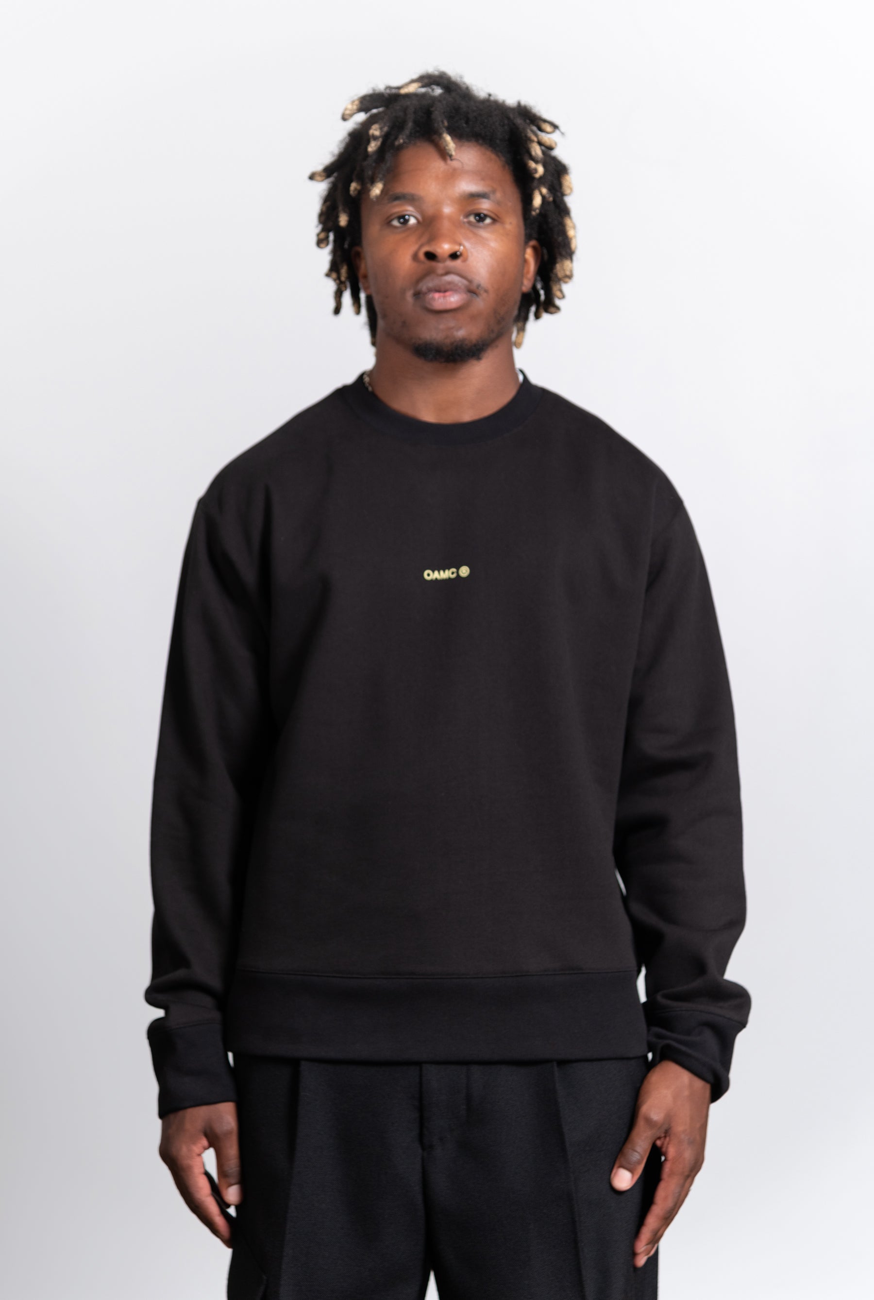 Mark Crewneck Sweater Black OAMT704186 – NOMAD