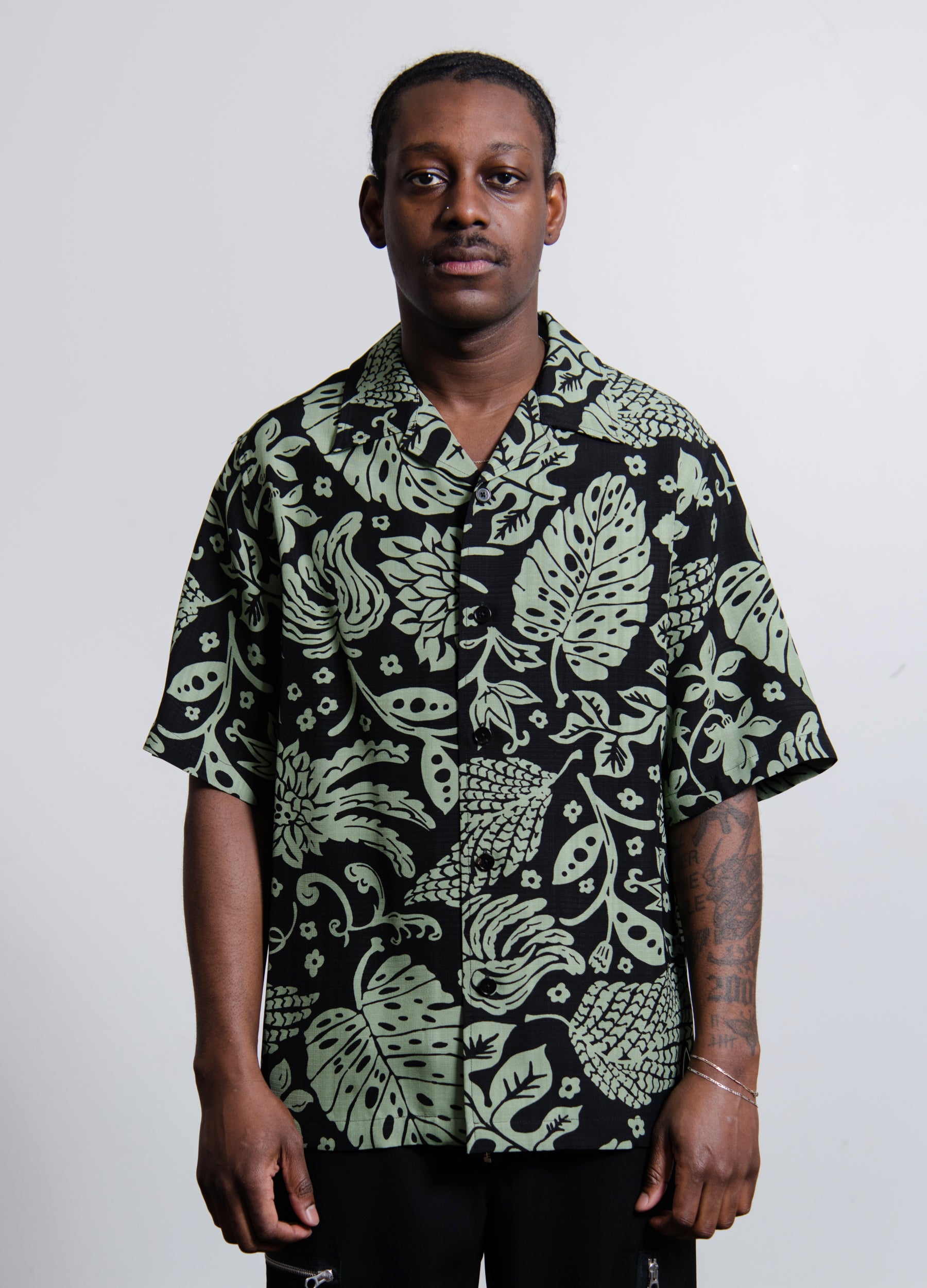 Hawaiian Flower Print Shirt Green JPUU601605