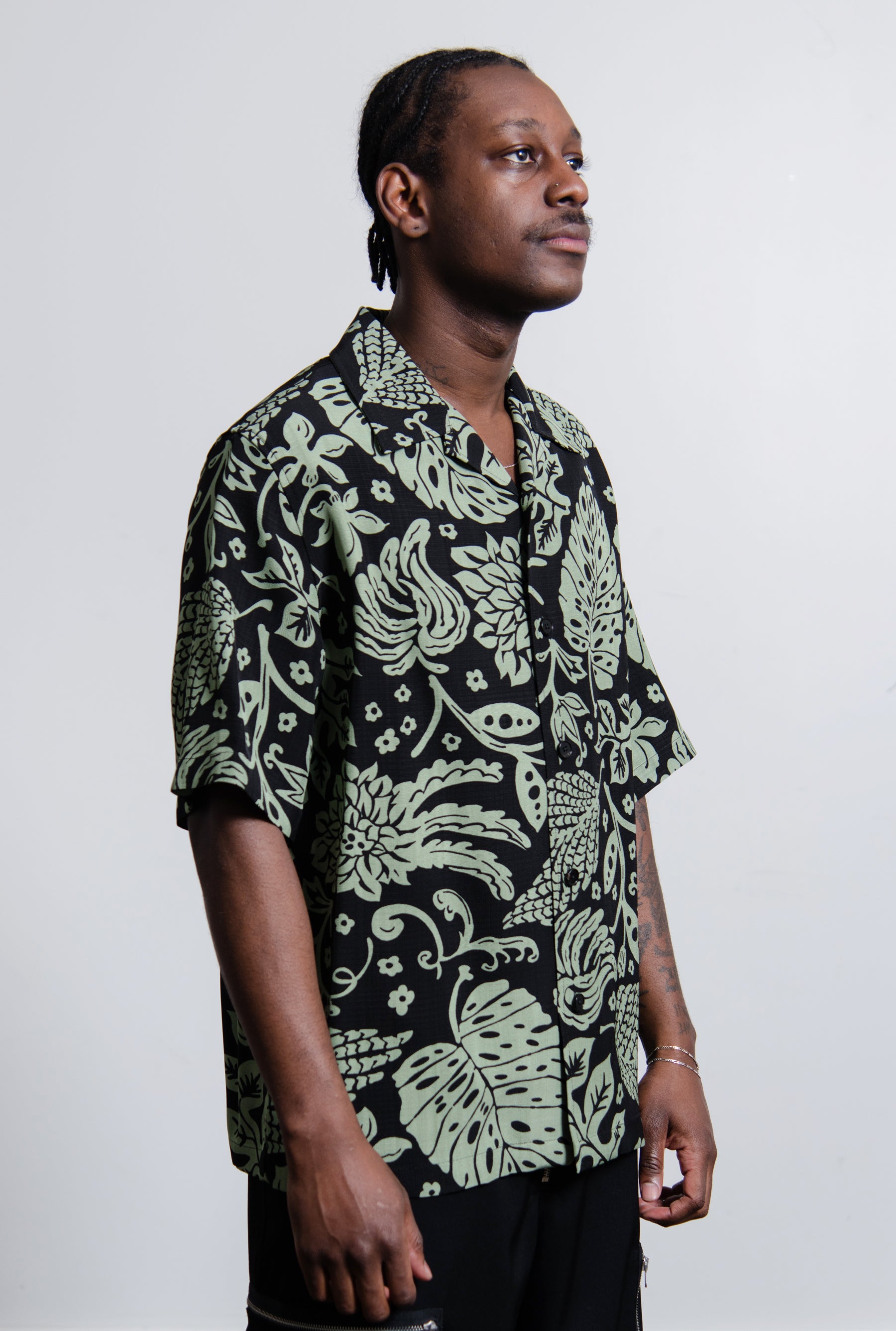 Hawaiian Flower Print Shirt Green JPUU601605