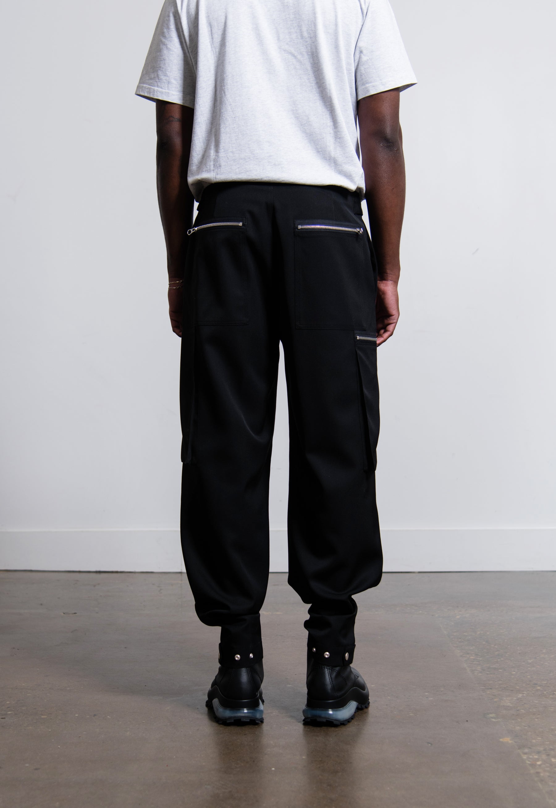 Fine Dry Wool Zip Trouser Black JSMU310931