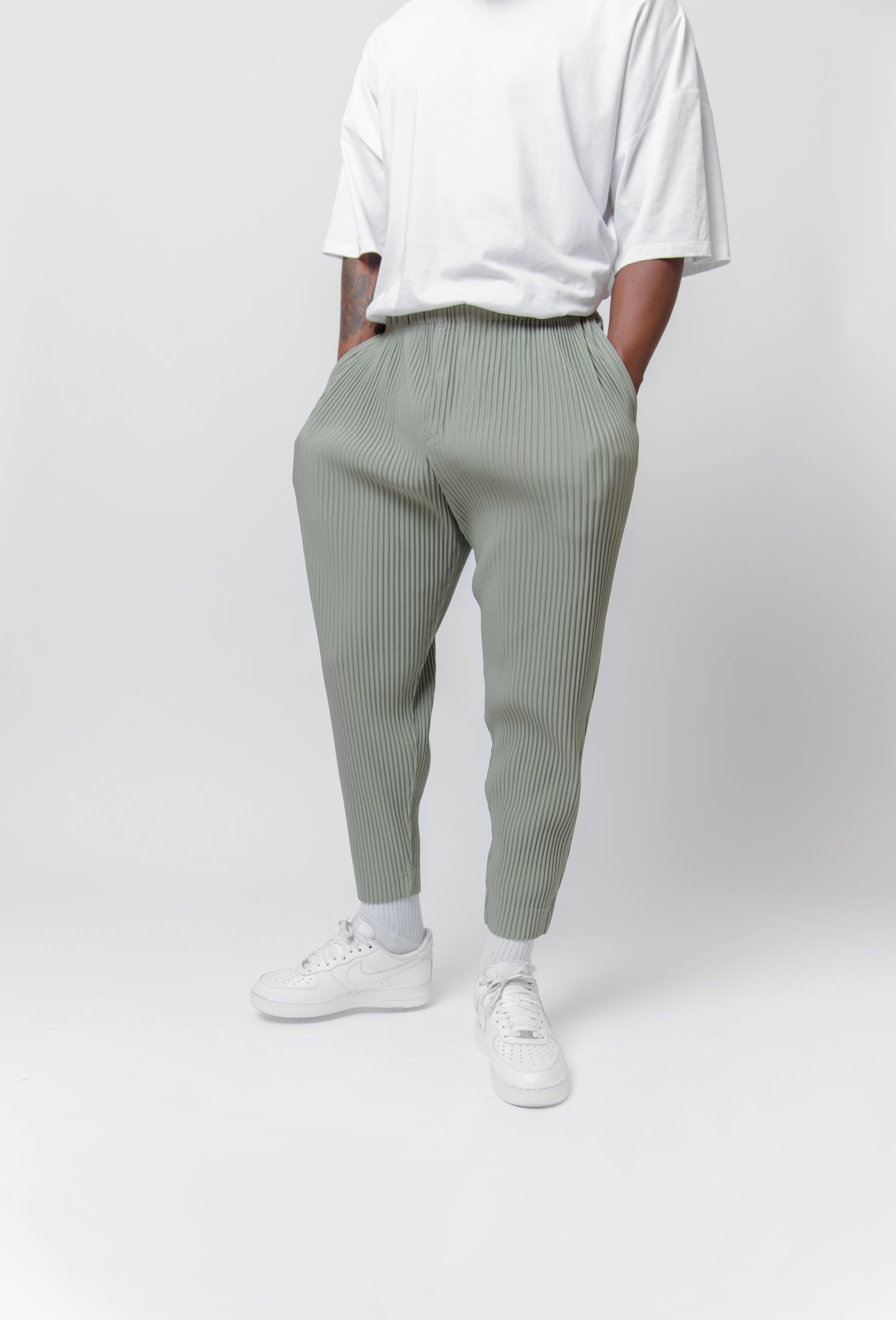 MC December Pleated Trouser Green Hued JF129-60