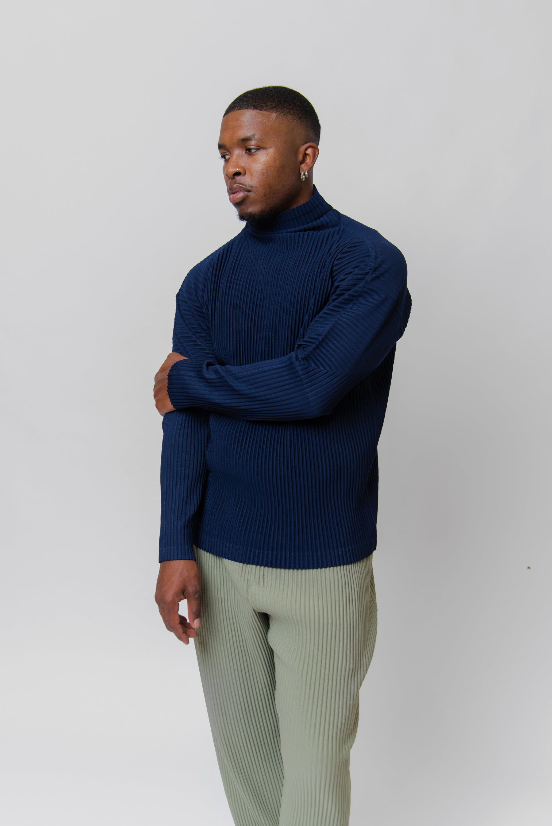MC December Pleated High Neck Sweater Nocturne Navy JK128-77
