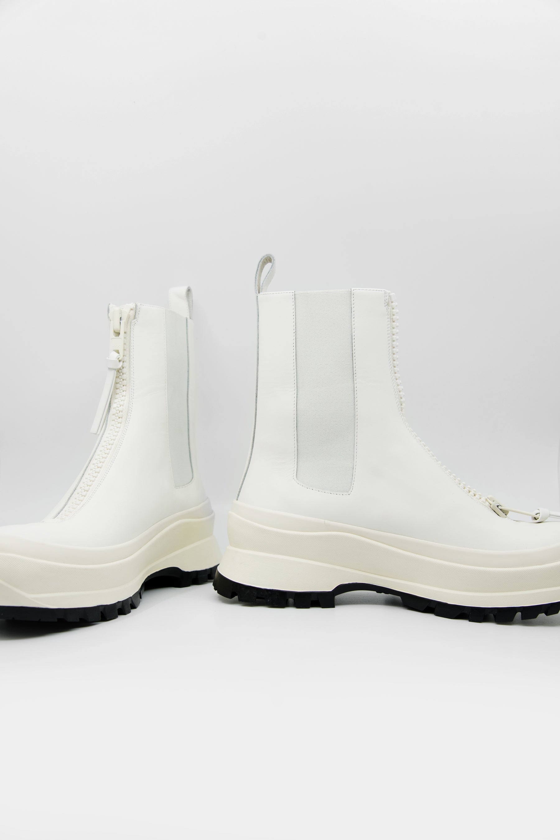 Boston Zip Boot Off-White