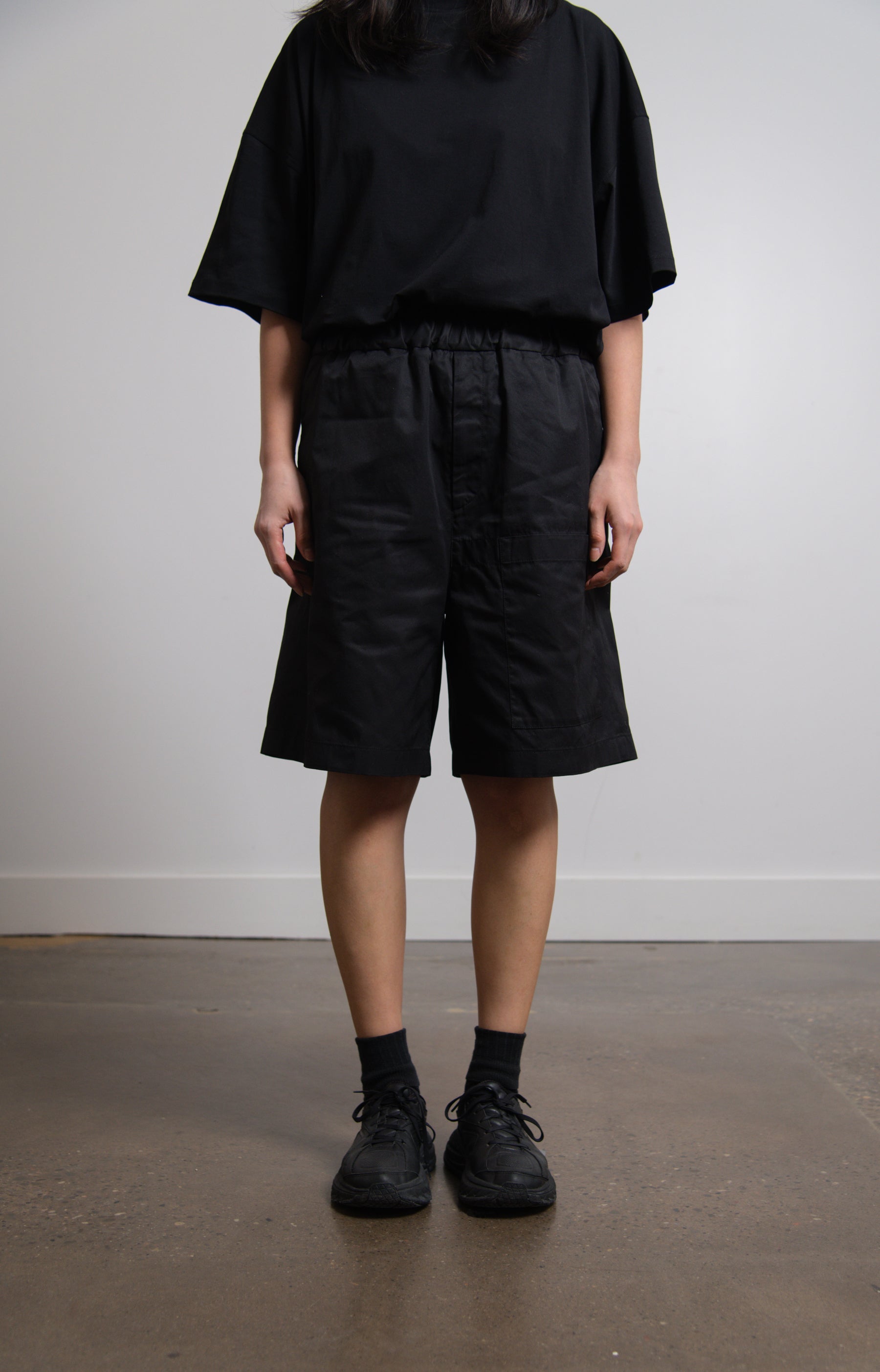 Tech Hand Gabardine Short Black