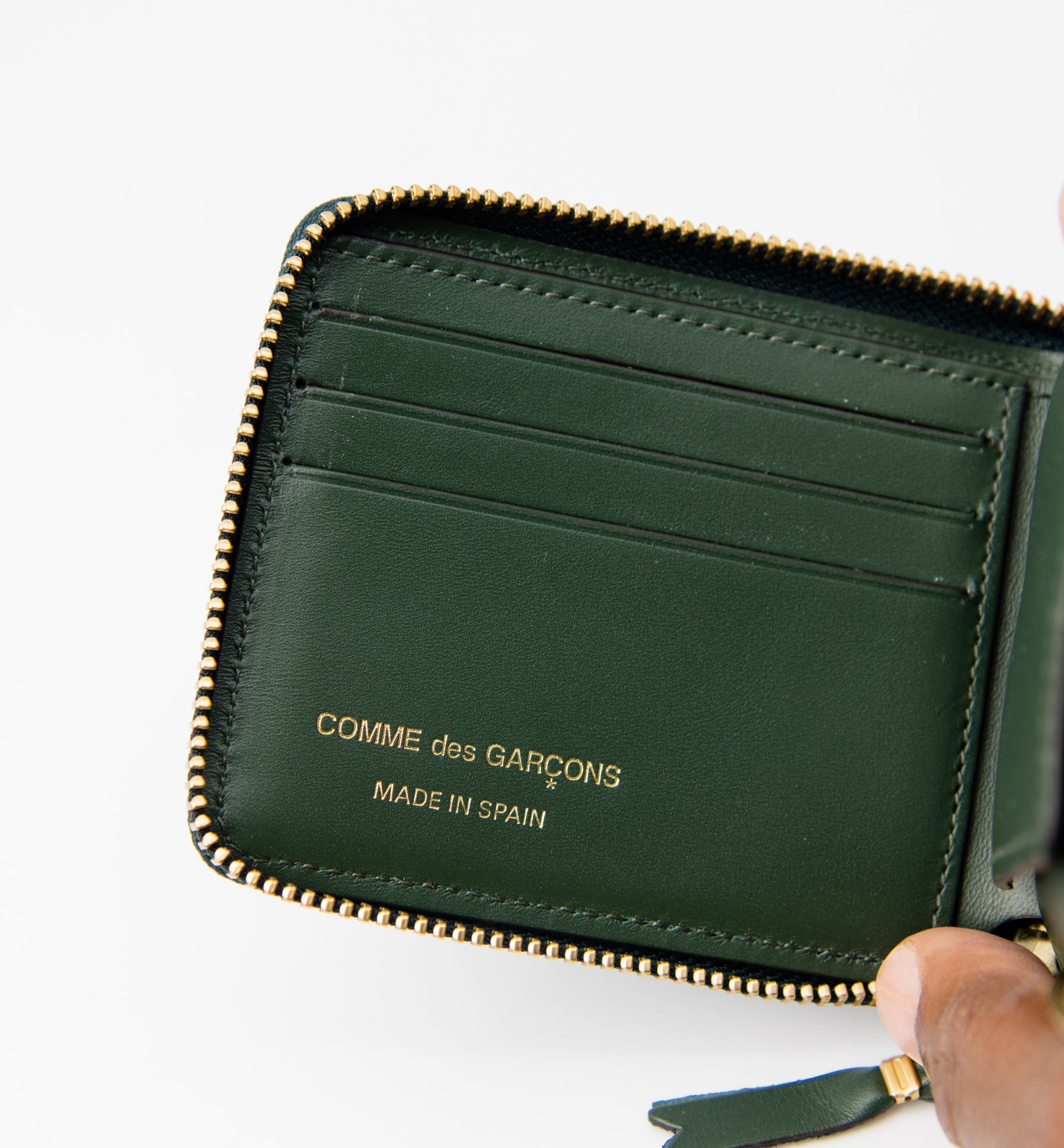 3-Sided Zip Wallet Bottle Green SA7100