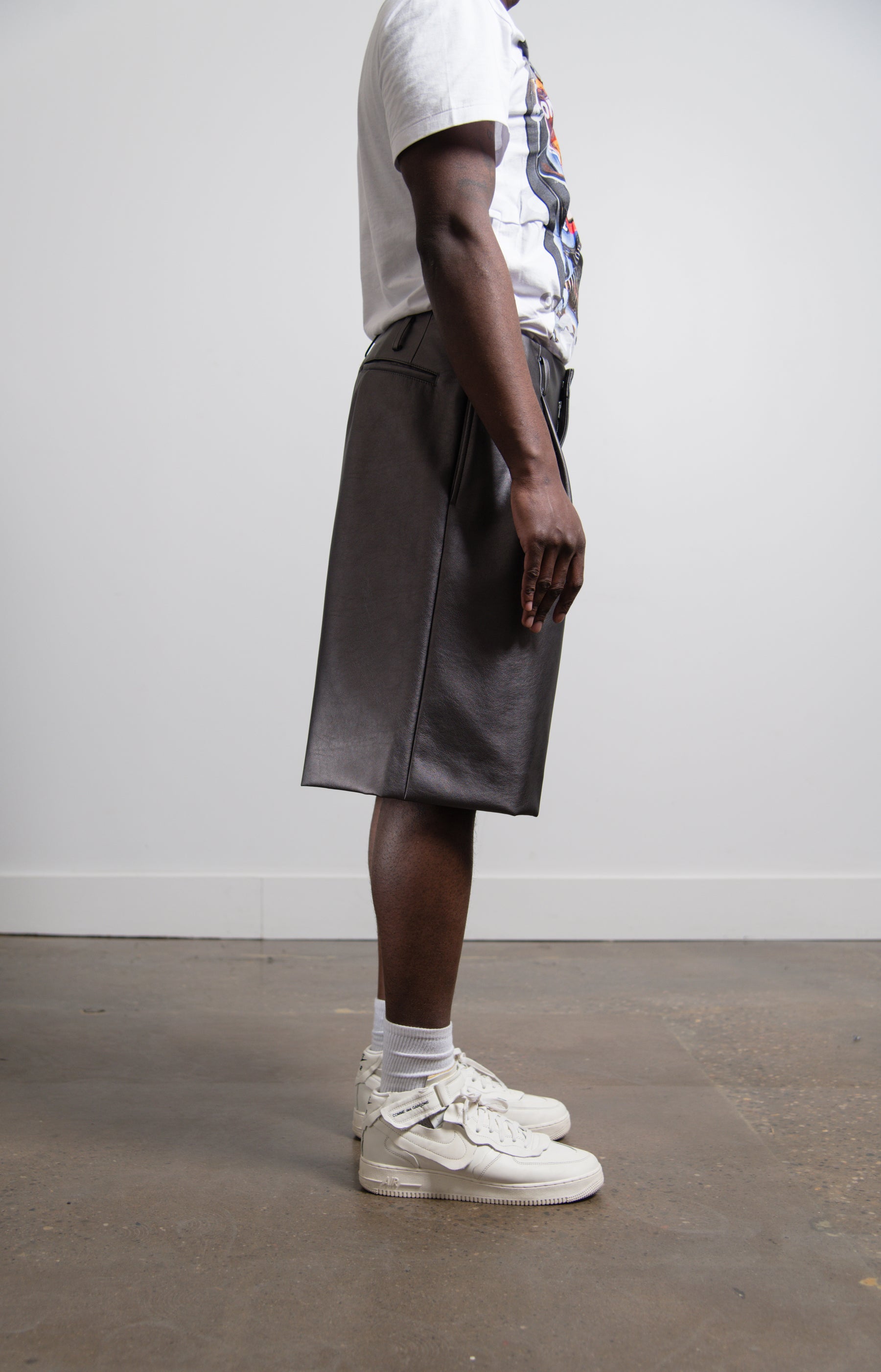 Metallic Short Gunmetal Silver P016