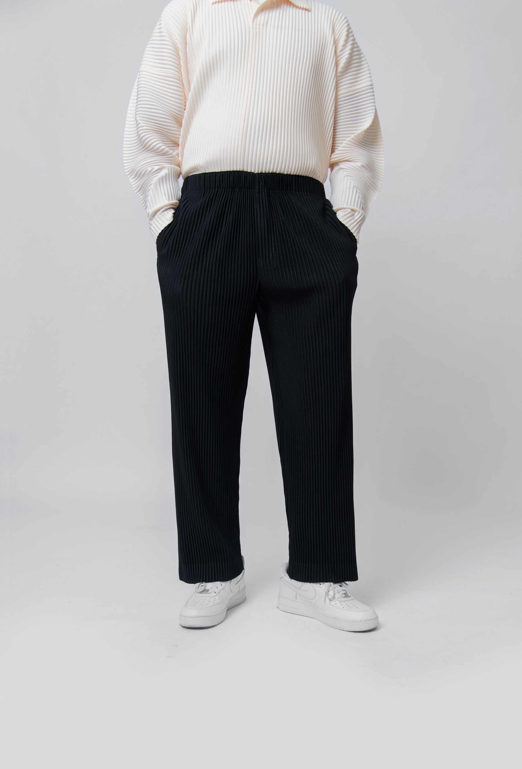 MC January Pleated Trouser Black JF104-15