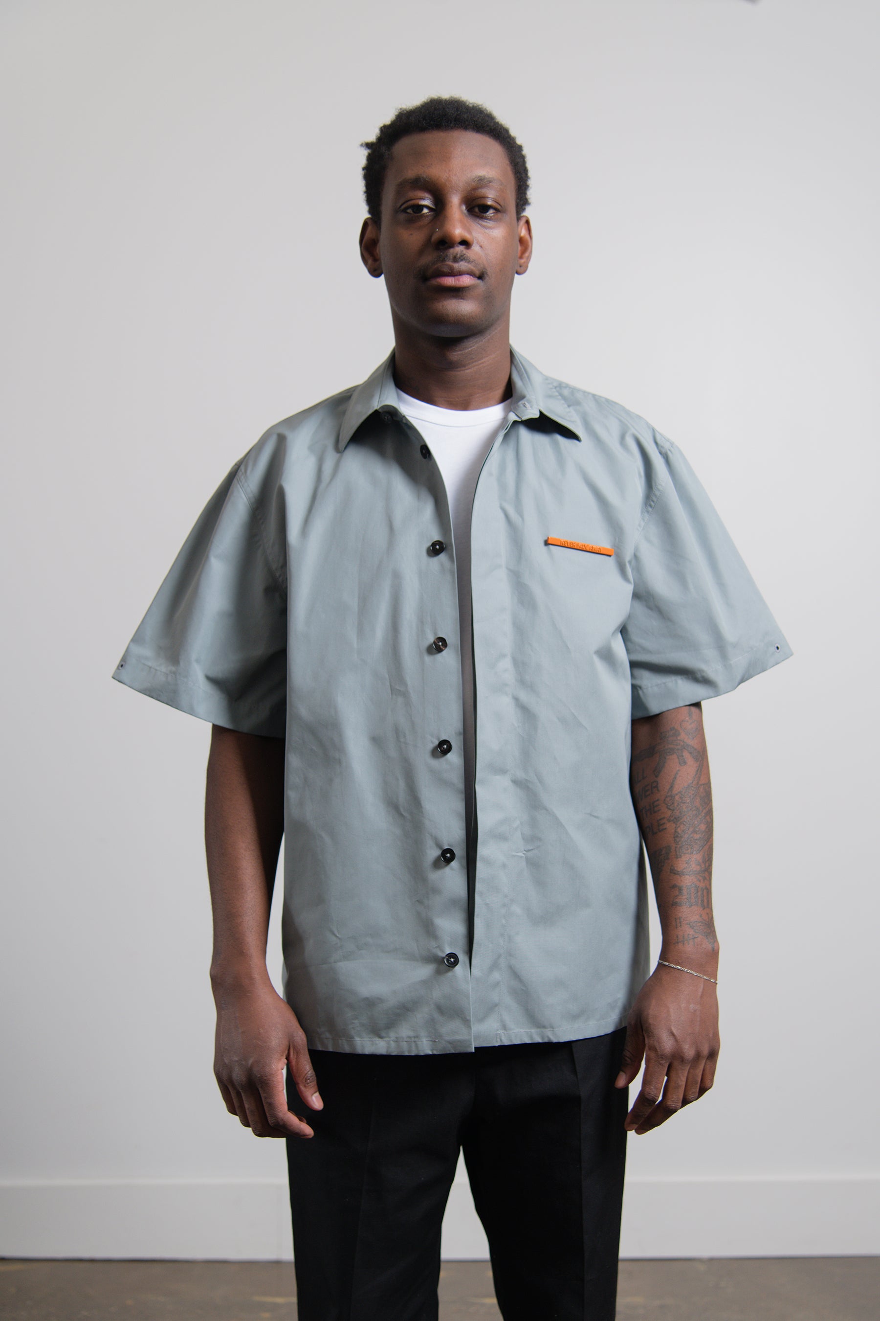 Short Sleeve Pin Shirt Grey