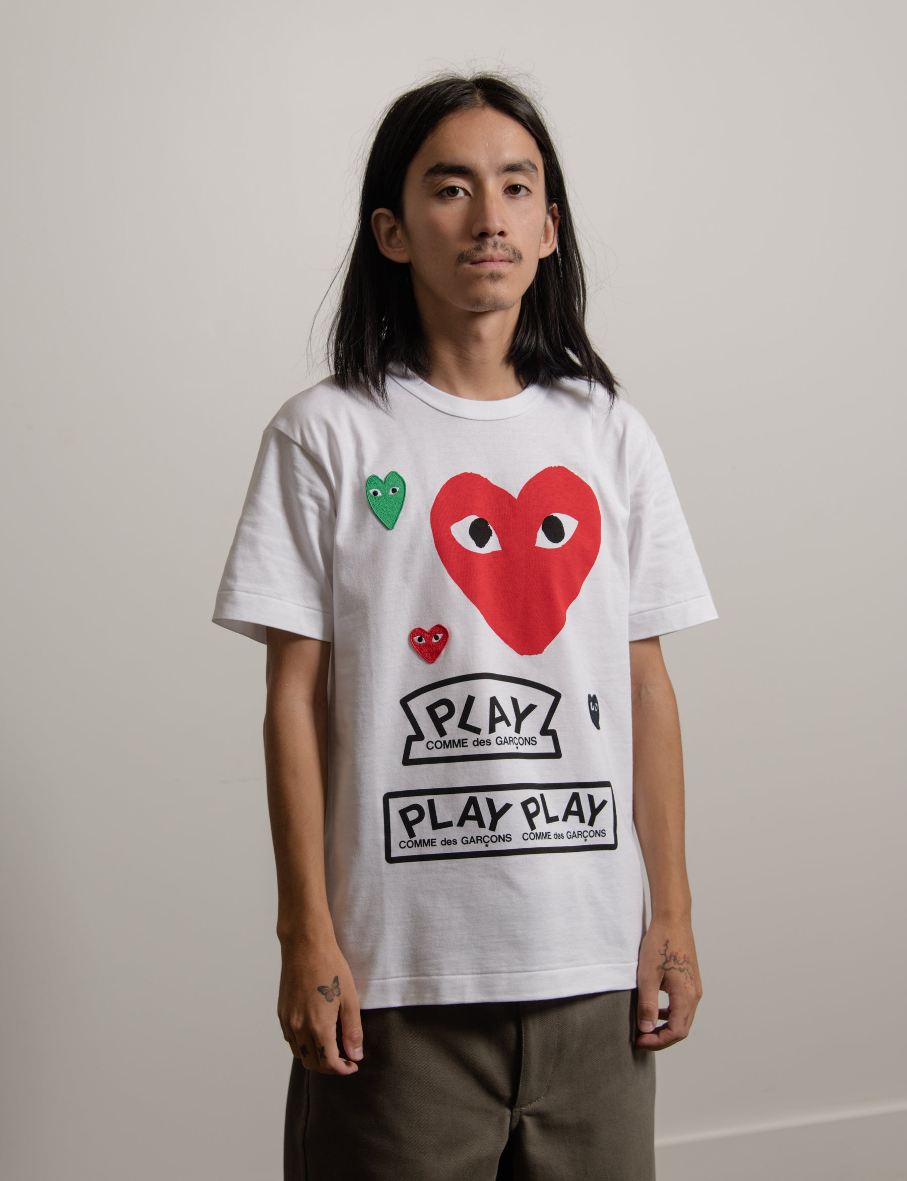 Multi Emblem Tee White/Red T280