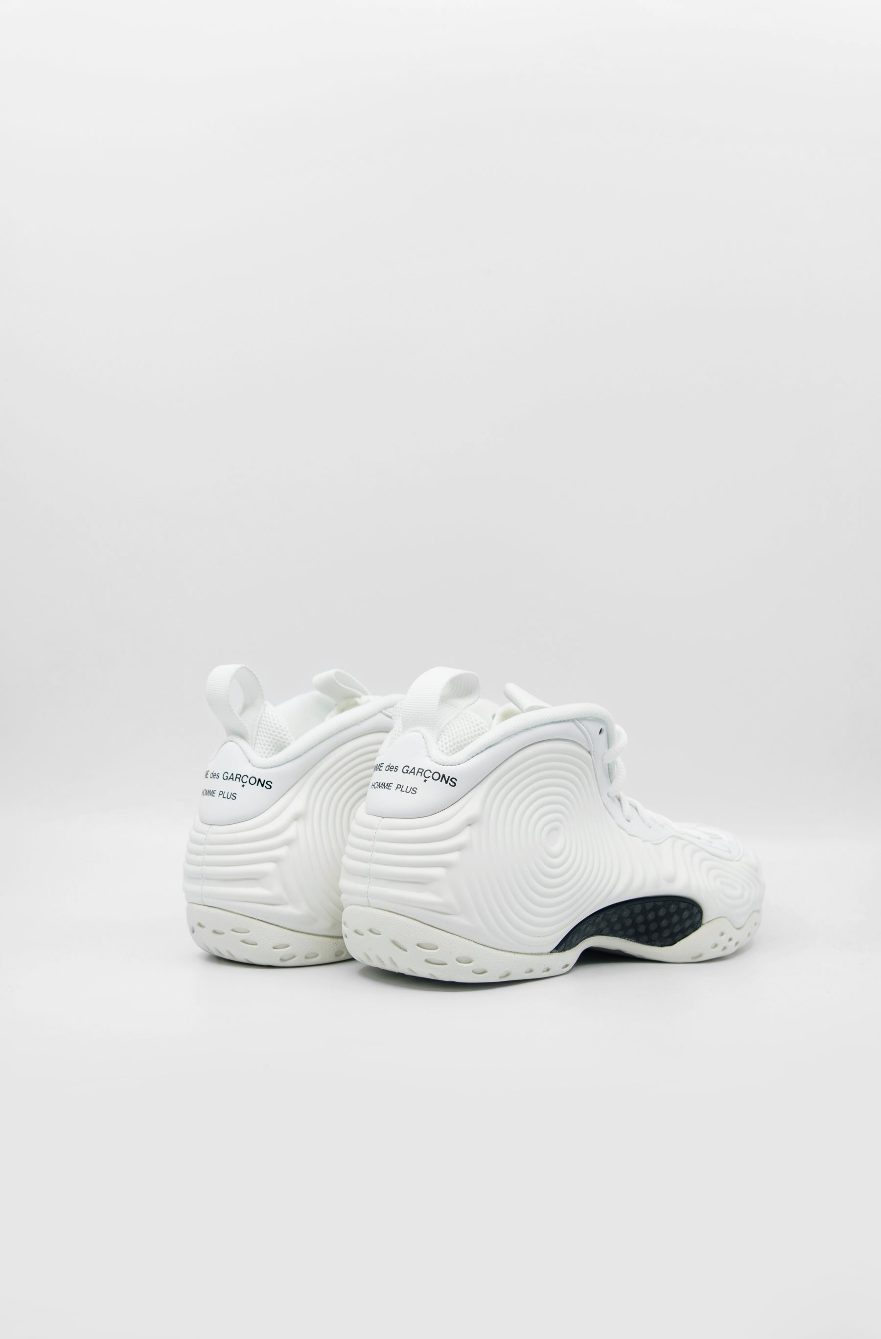 CDG Foamposite White DJ7952-100 (LAUNCH PRODUCT)