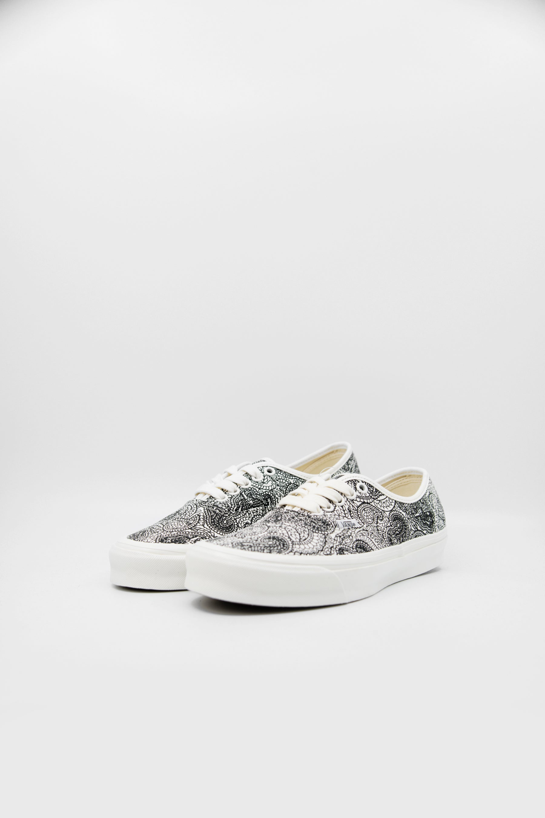 OG Authentic LX Dragon/Marshmallow 4BV9B4L