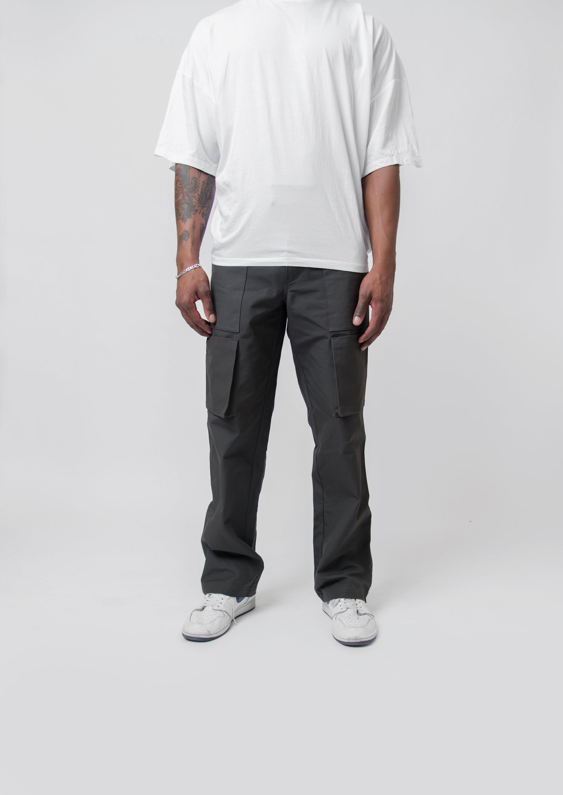 Bellow Cargo Pant Soil Brown