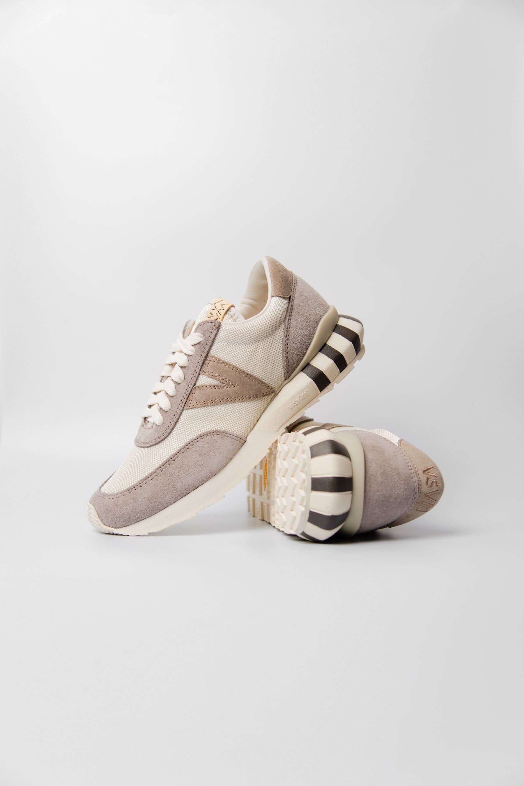 Attica Trainer Grey