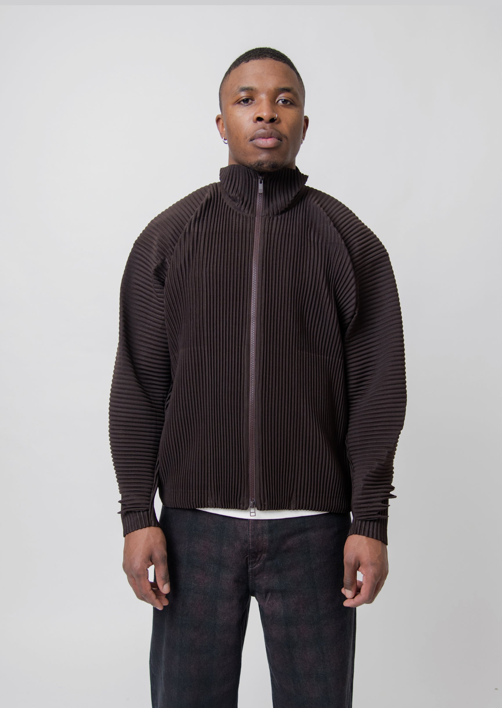 Serrate Pleated Zip Jacket Brown JC180-44