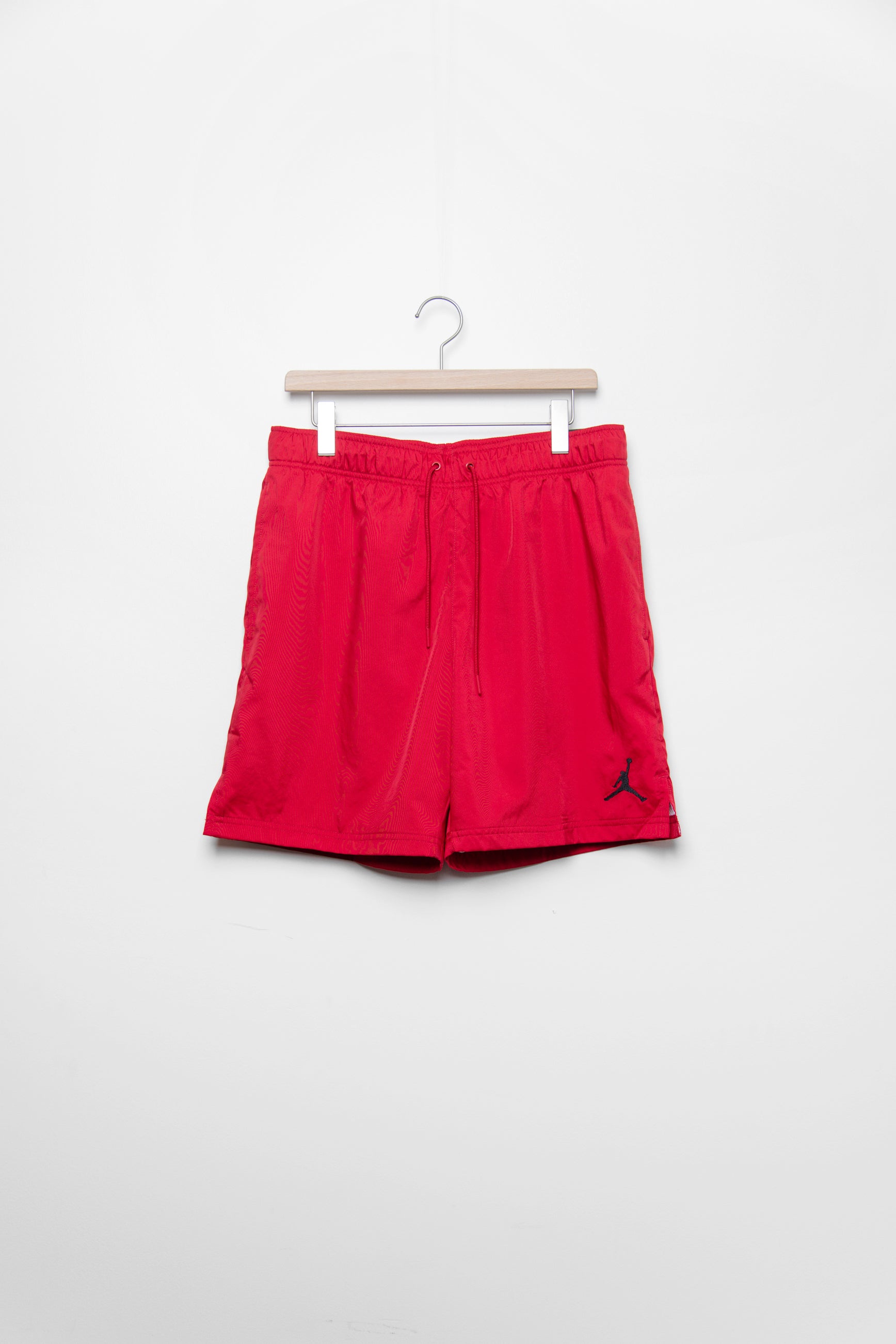 Jordan - Men - Mesh GFX Shorts - Gym Red/Black - Nohble