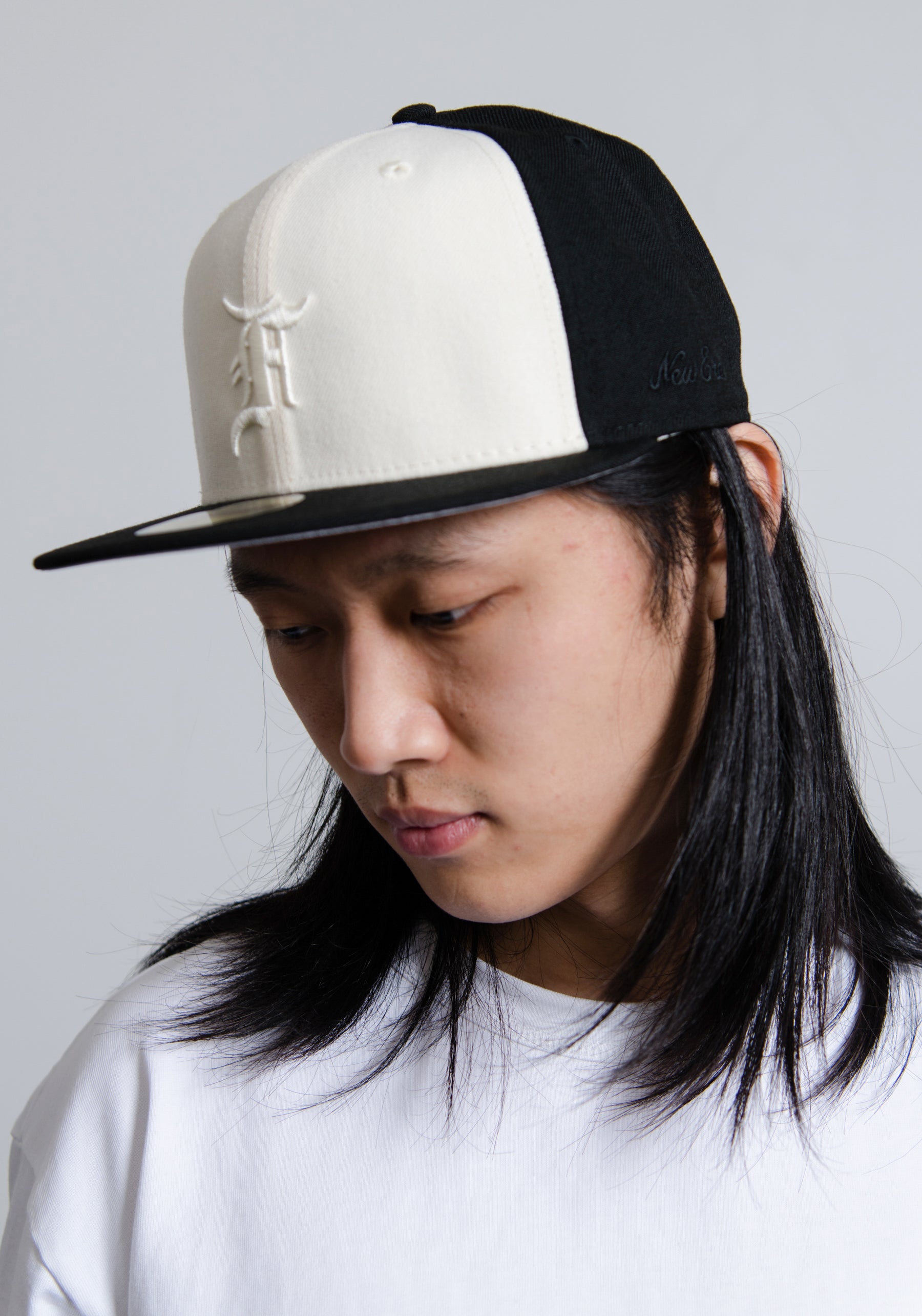 Essentials 59FIFTY Fitted Cap Black/Wine Cork