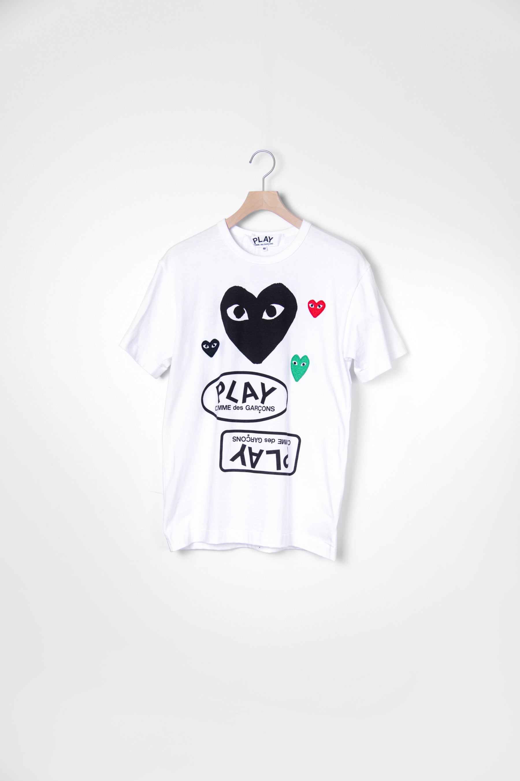 Multi Emblem Tee White/Black T282