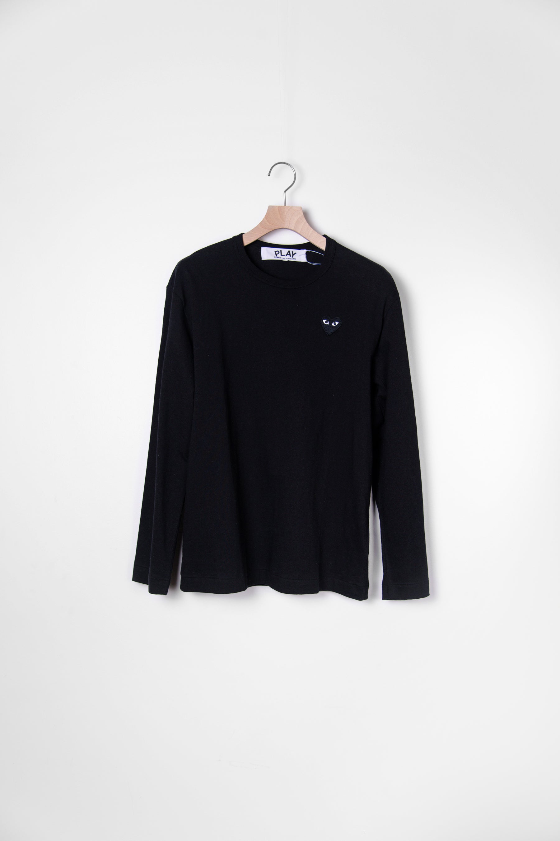 Long Sleeve Emblem Tee Black/Black T120