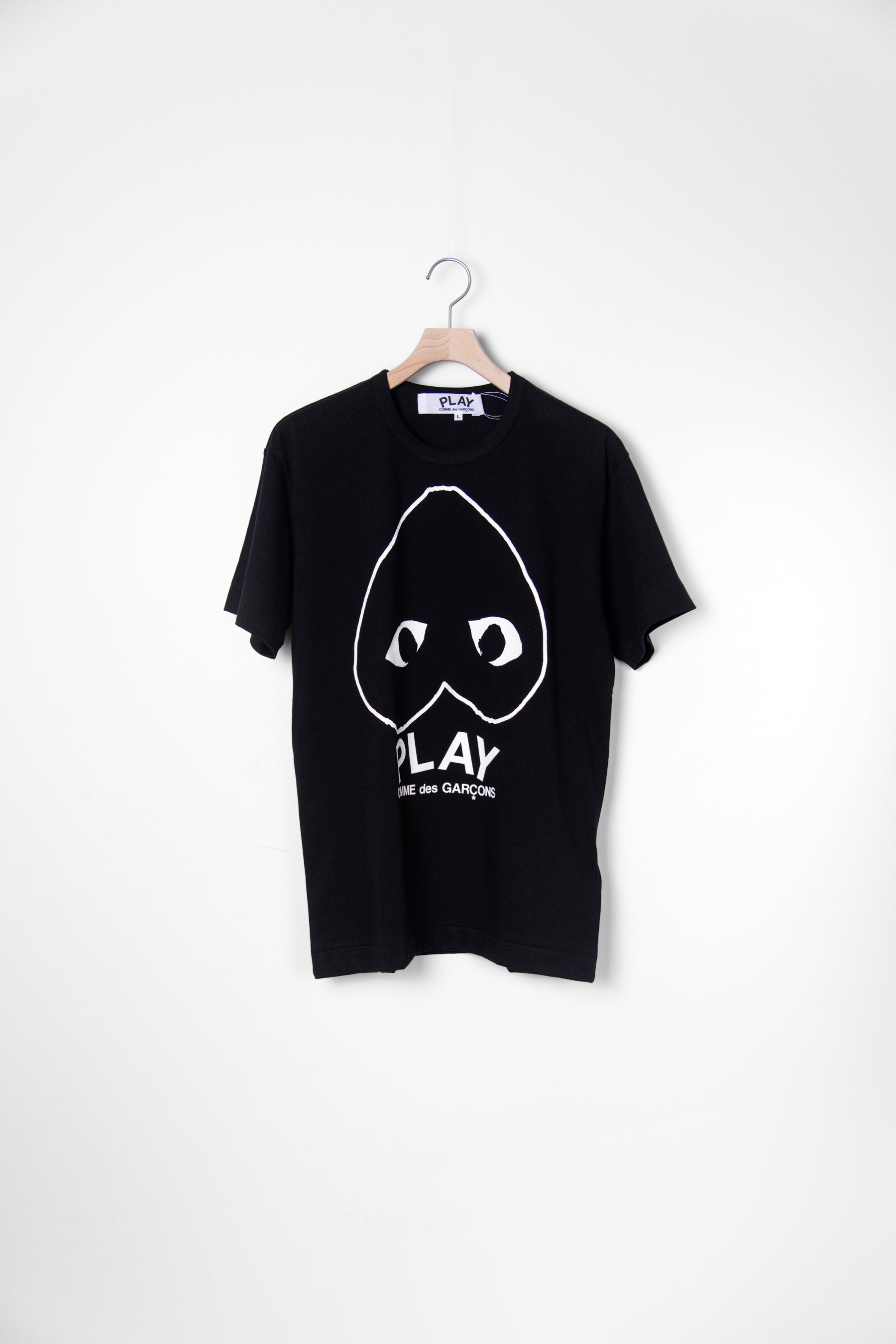 Short Sleeve Upside Down Chest Print Logo Tee Black/White T114