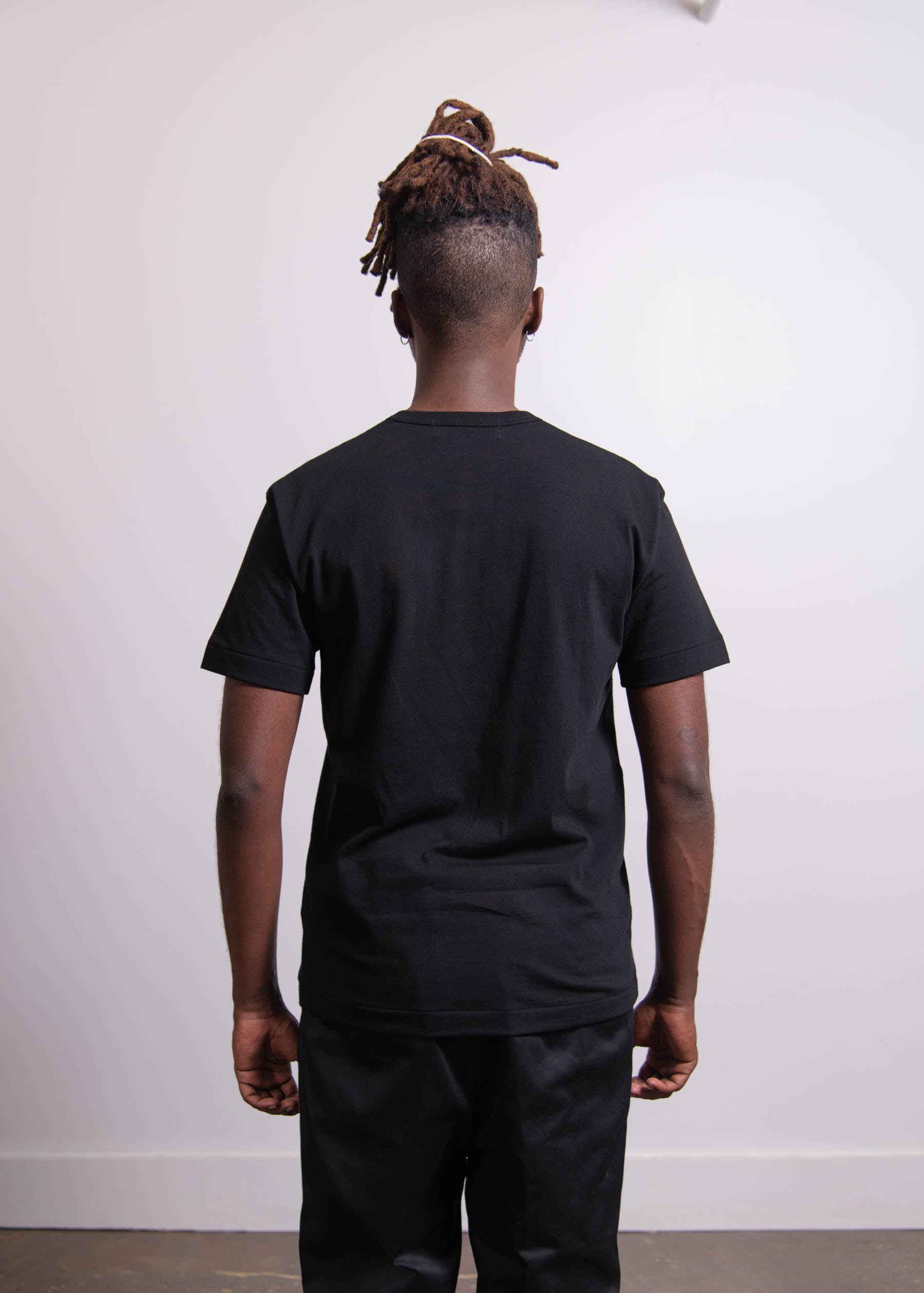 Short Sleeve Chest Print Emblem Tee Black/White/Red T116