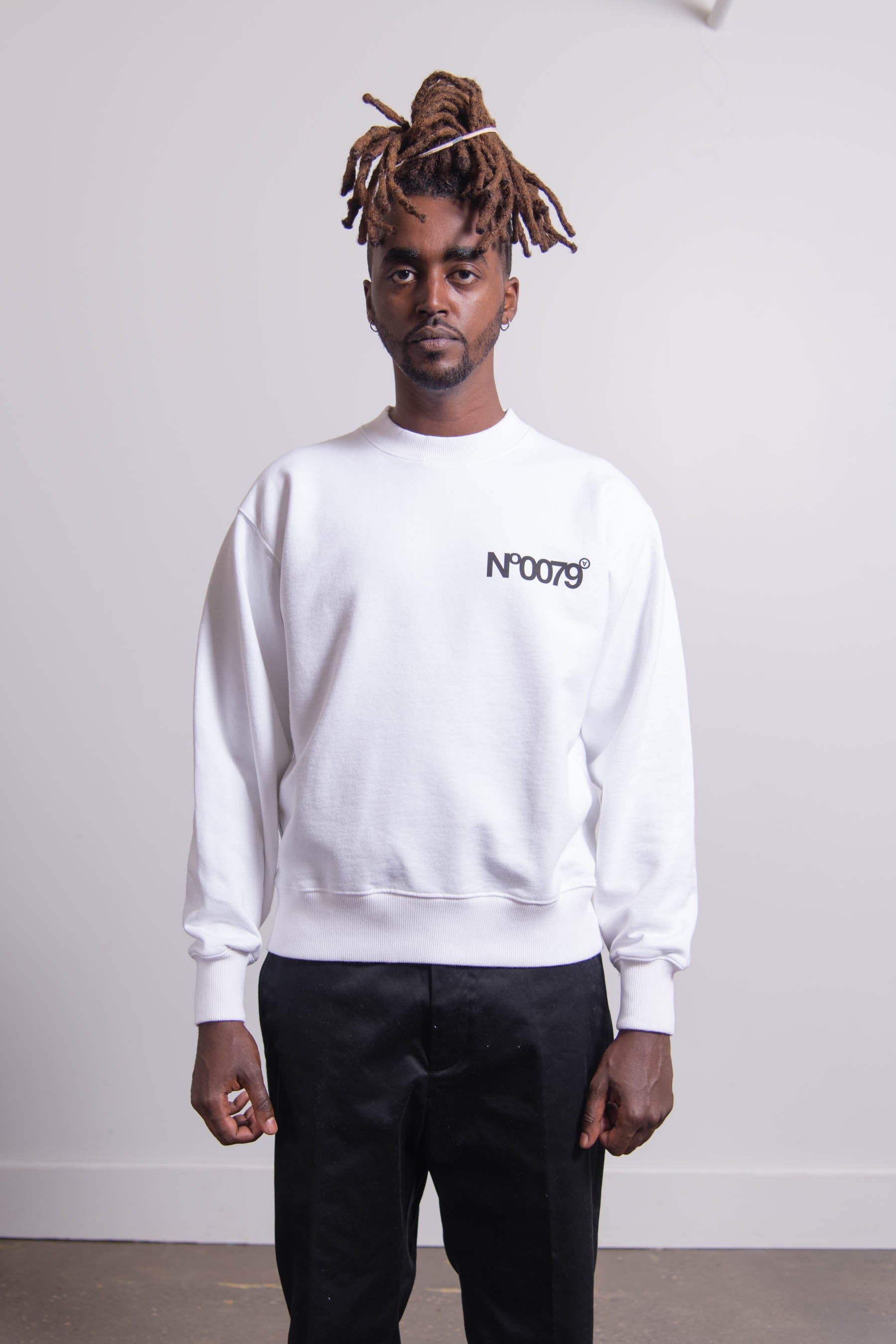 N.0079 Crewneck Sweater White