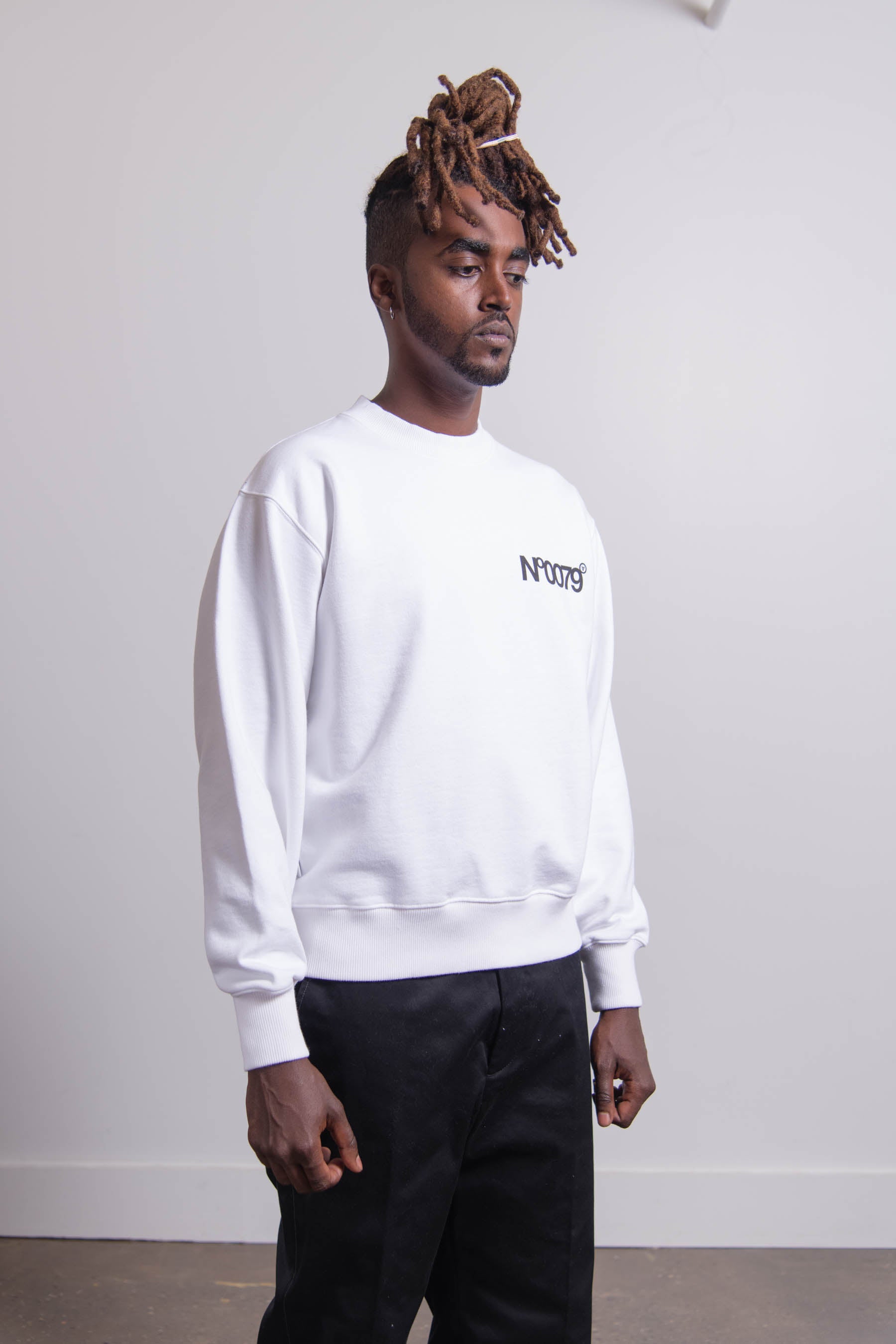 N.0079 Crewneck Sweater White