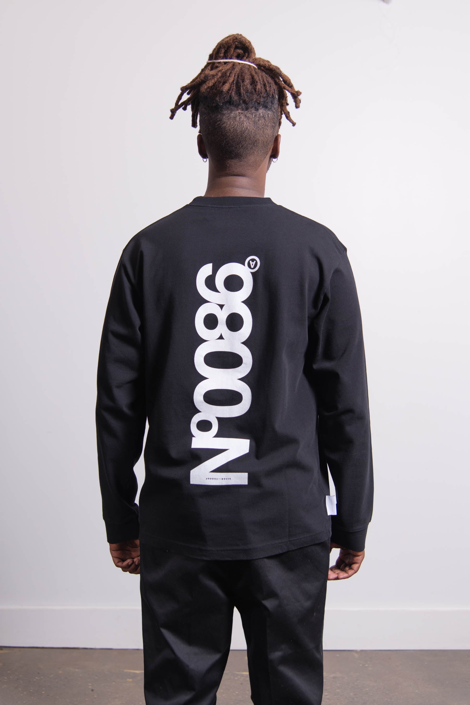 Long Sleeve N.0086 Tee Black
