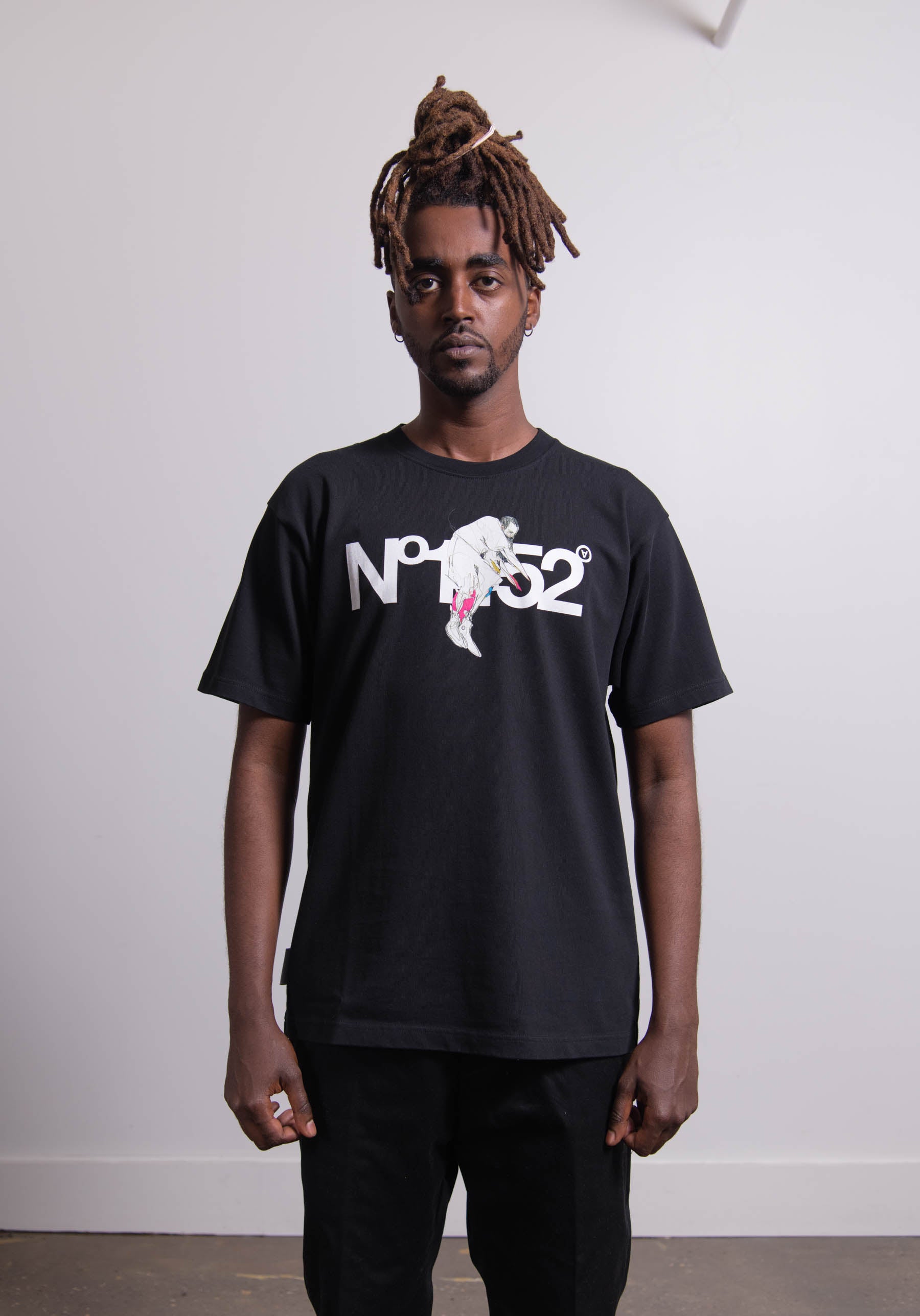 Short Sleeve N.1452 Tee Black