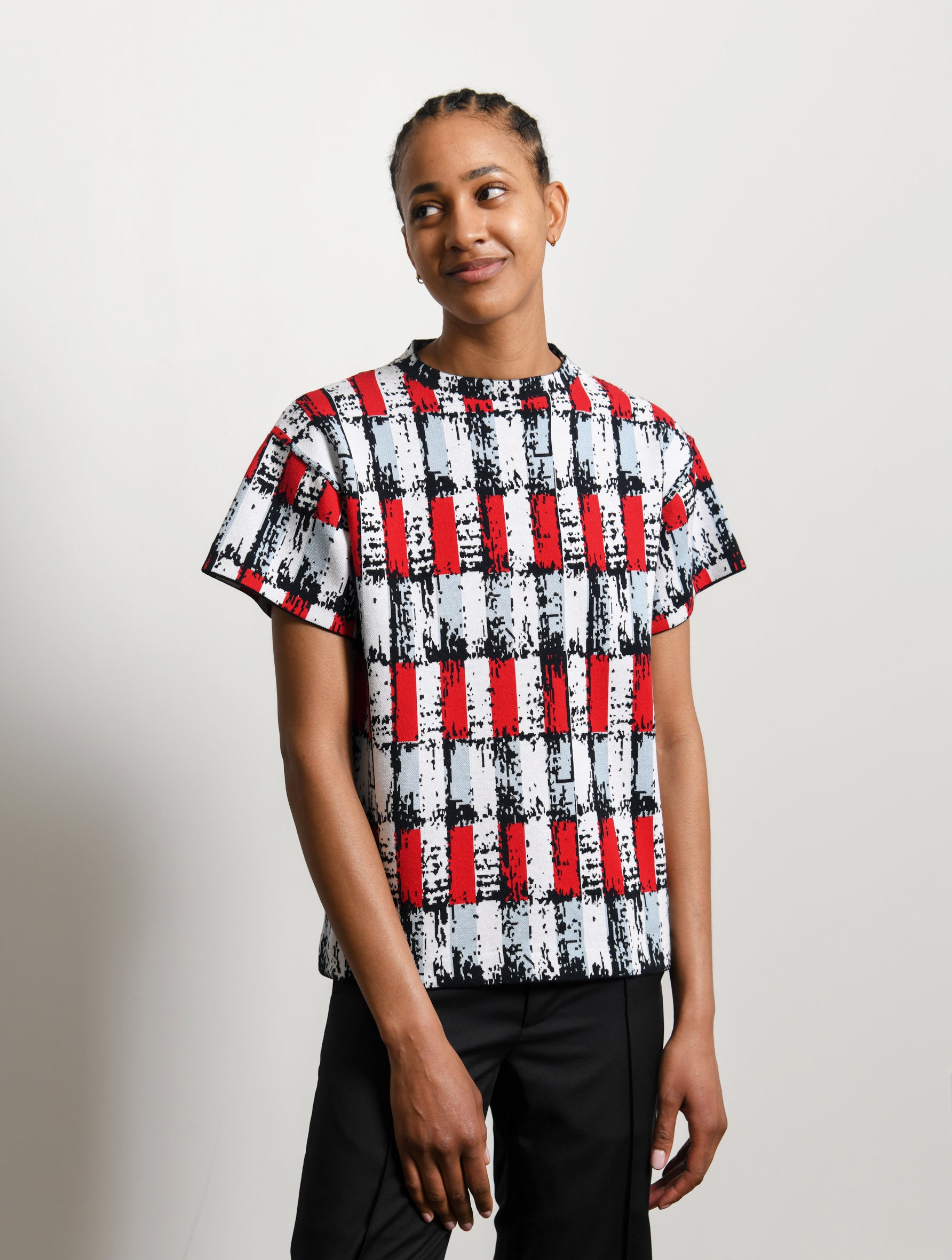 Tsivot Short Sleeve Sweater Red/White