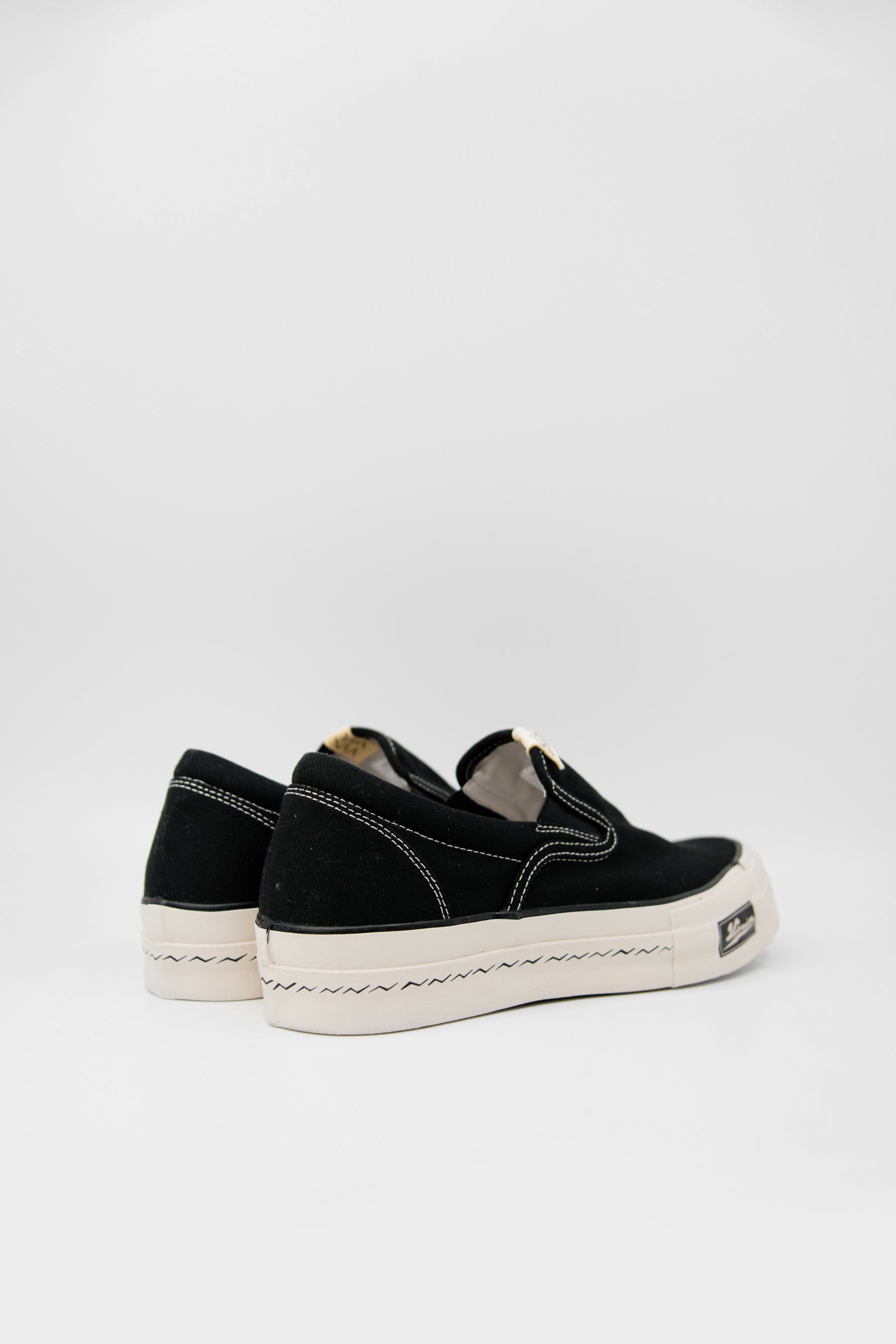 Zahra Patten Slip-On Black