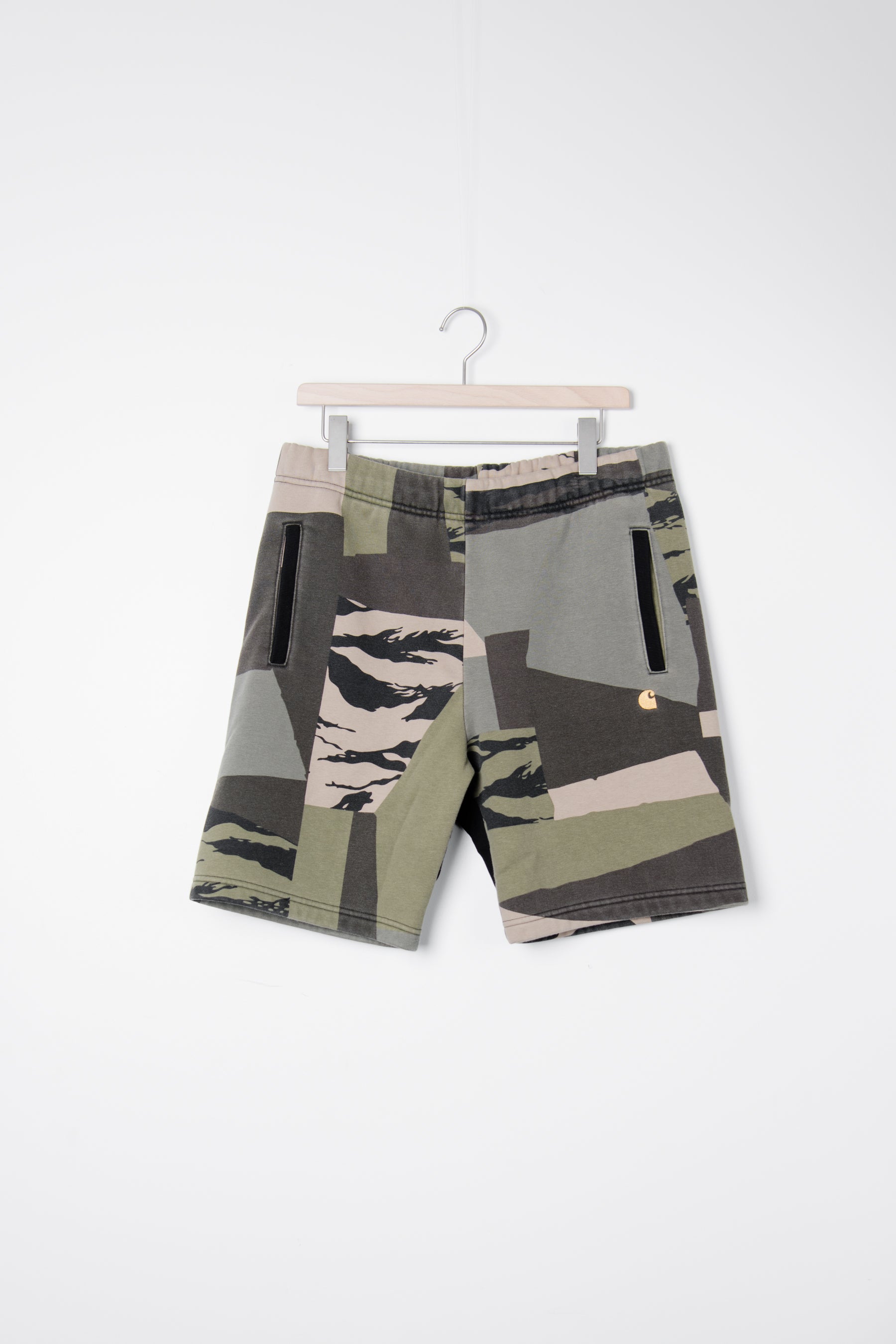 Chase Sweatshort Camo Mend