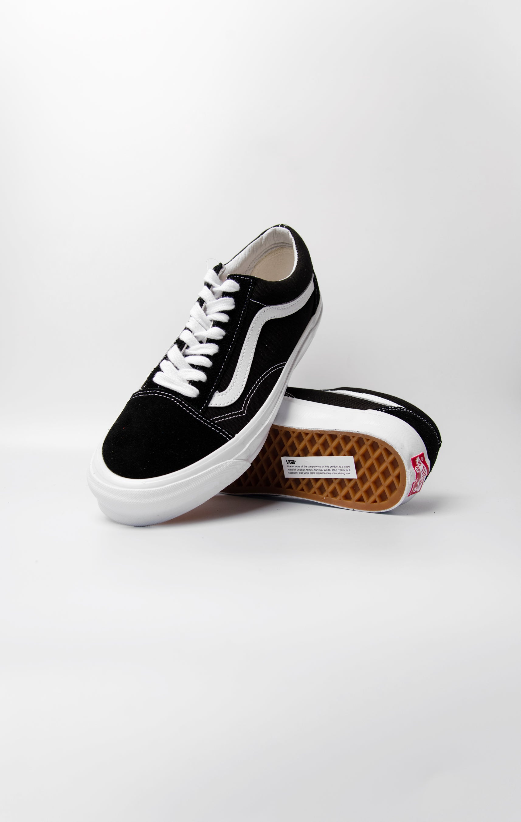 Old Skool LX Suede Black/White VN0A4P3XOIU