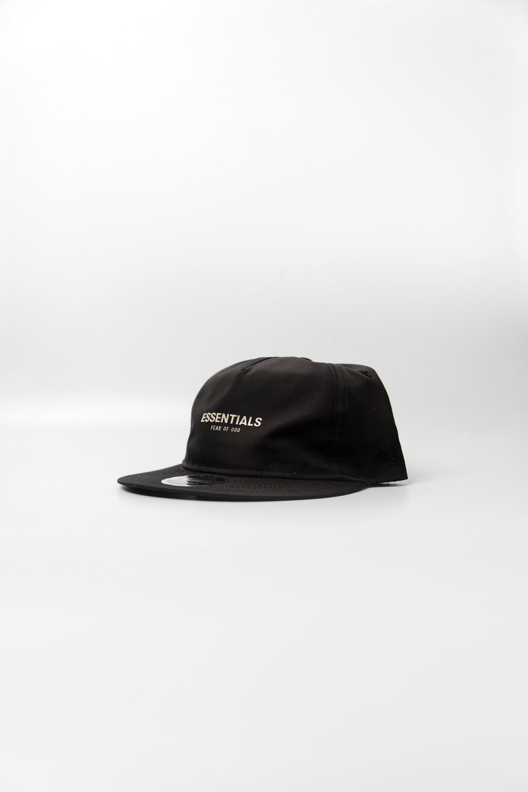 Essentials 9FIFTY Retro Crown Cap Black – NOMAD