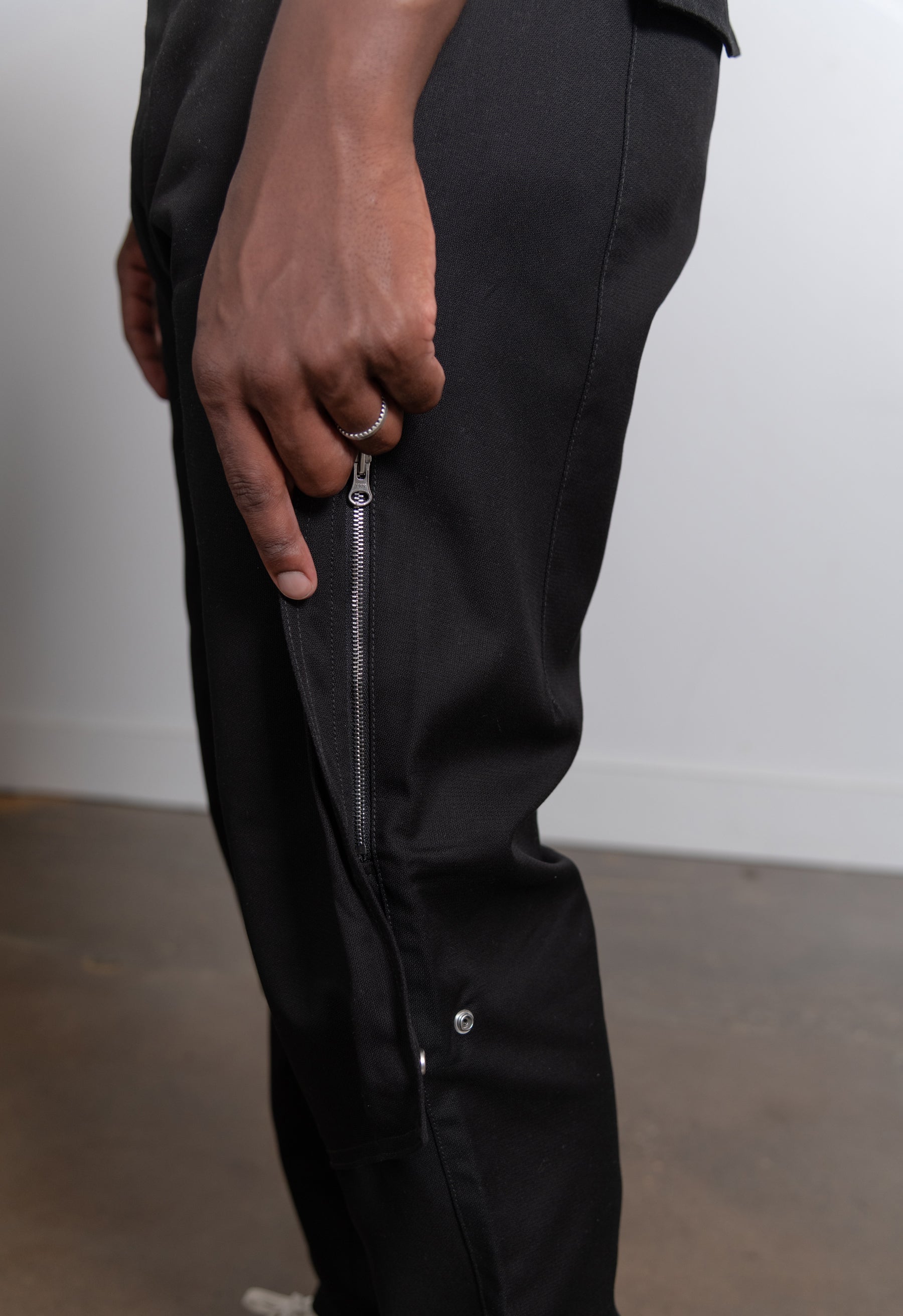 Textured Cotton Workwear Pant Black 30409