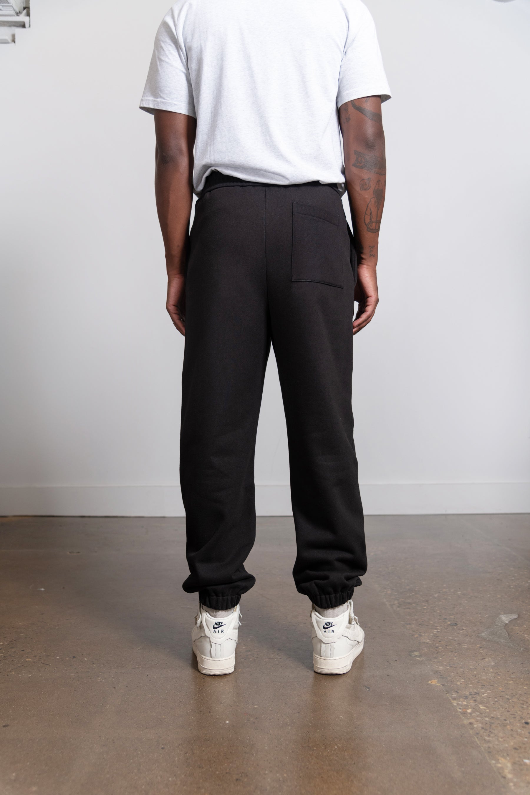 Studio Sweatpant Black OAMT705068
