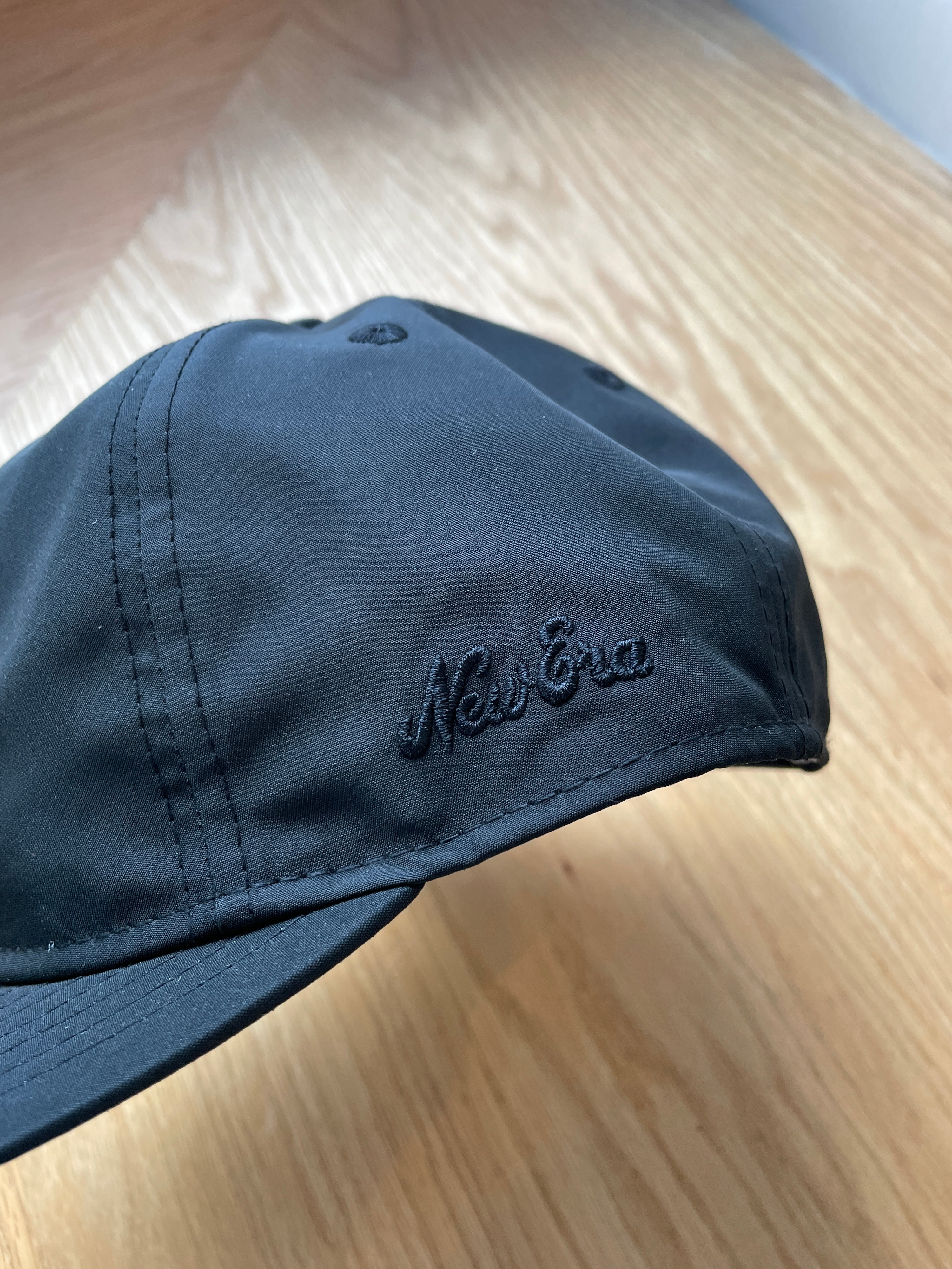 Essentials 9FIFTY Retro Crown Cap Black (LAUNCH PRODUCT)