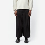 Monthly Colour December Pleated Pant Black HP58-JF124-15