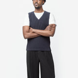 Basics Pleated Vest Navy HP66-JE510-75