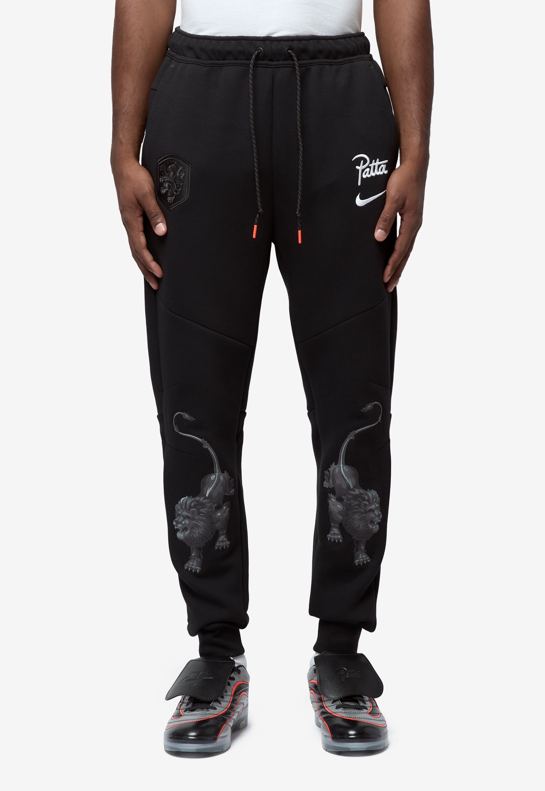 Men's Nike x Patta Track Sweatpant Black/White IM3213-010 – NOMAD