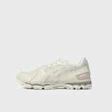 Men's Invincible x Madness Gel-Kayano 12.1 Vanilla/Vanilla 1203B150-250