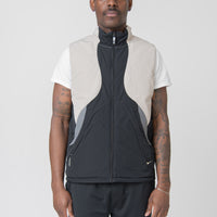 Lightweight Reversible Vest Black/Stone DR2663-010 (LAUNCH PRODUCT)